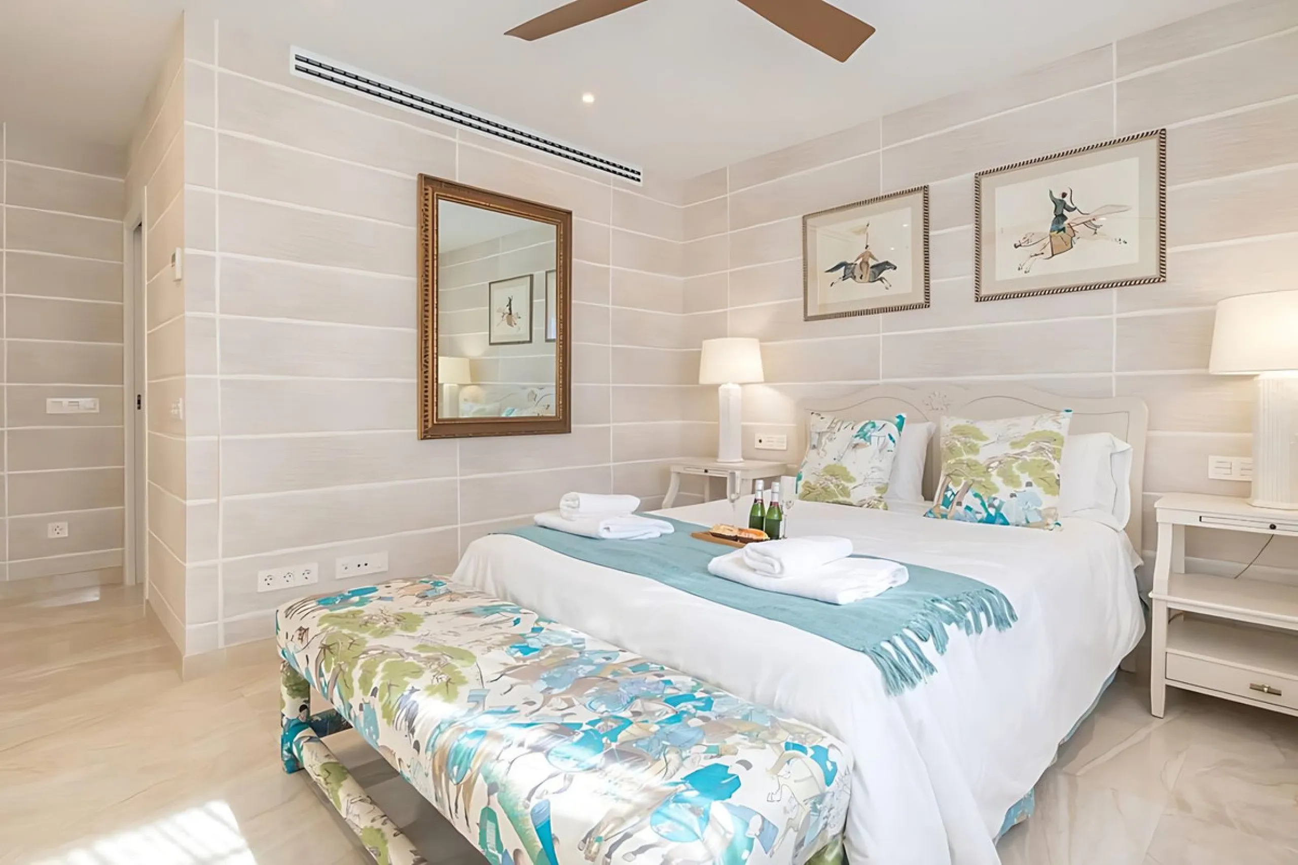 Villa Las Brisas is an immaculately presented detached villa located in the sought-after area of Paraiso Alto, offering a perfect blend of privacy, comfort, and contemporary family living.