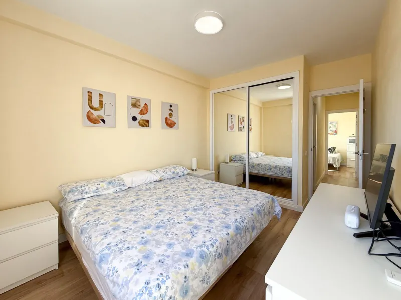 Fully Renovated Corner Apartment with Sea Views in the Heart of Arroyo de la Miel