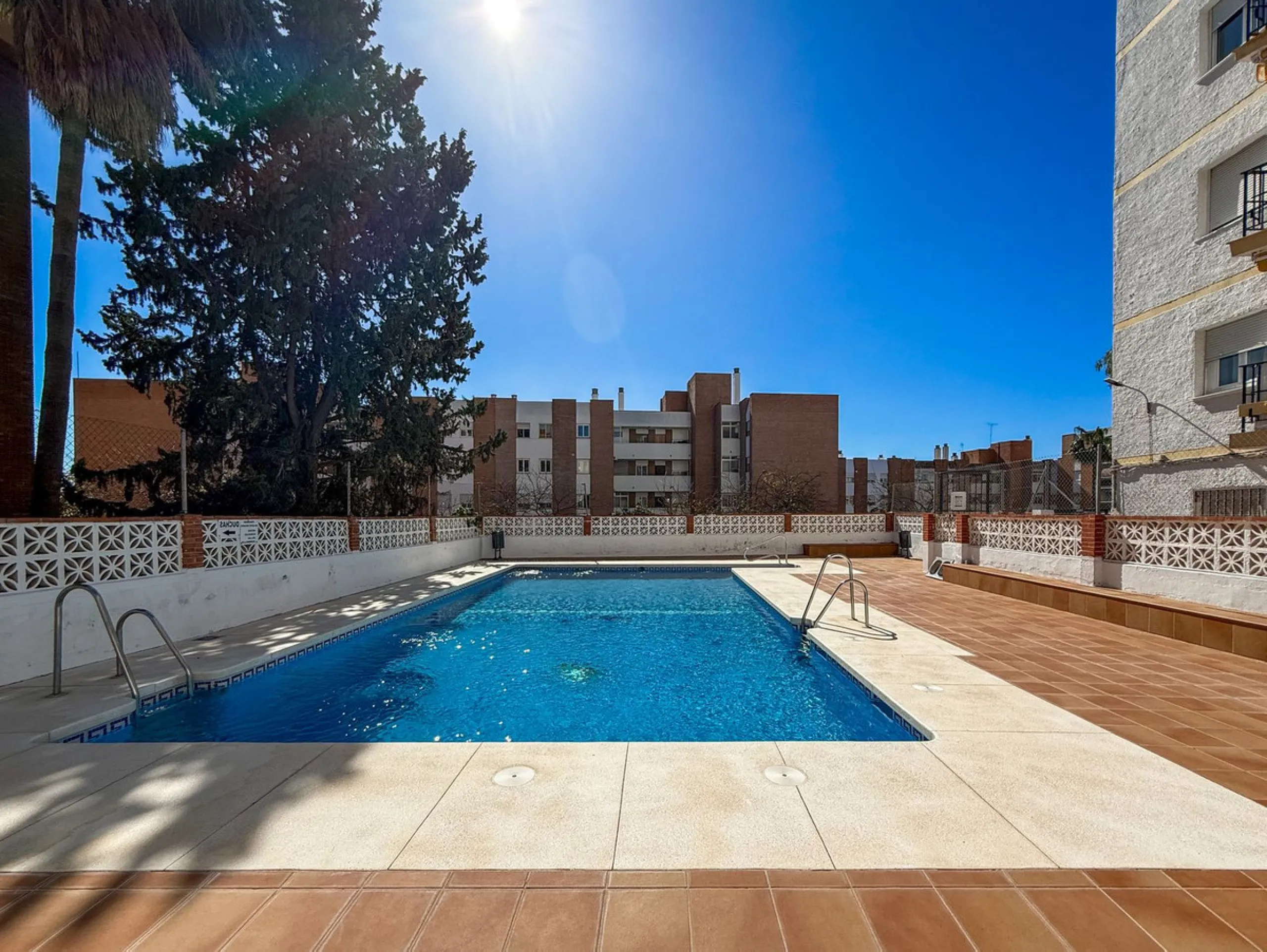 Fully Renovated Corner Apartment with Sea Views in the Heart of Arroyo de la Miel