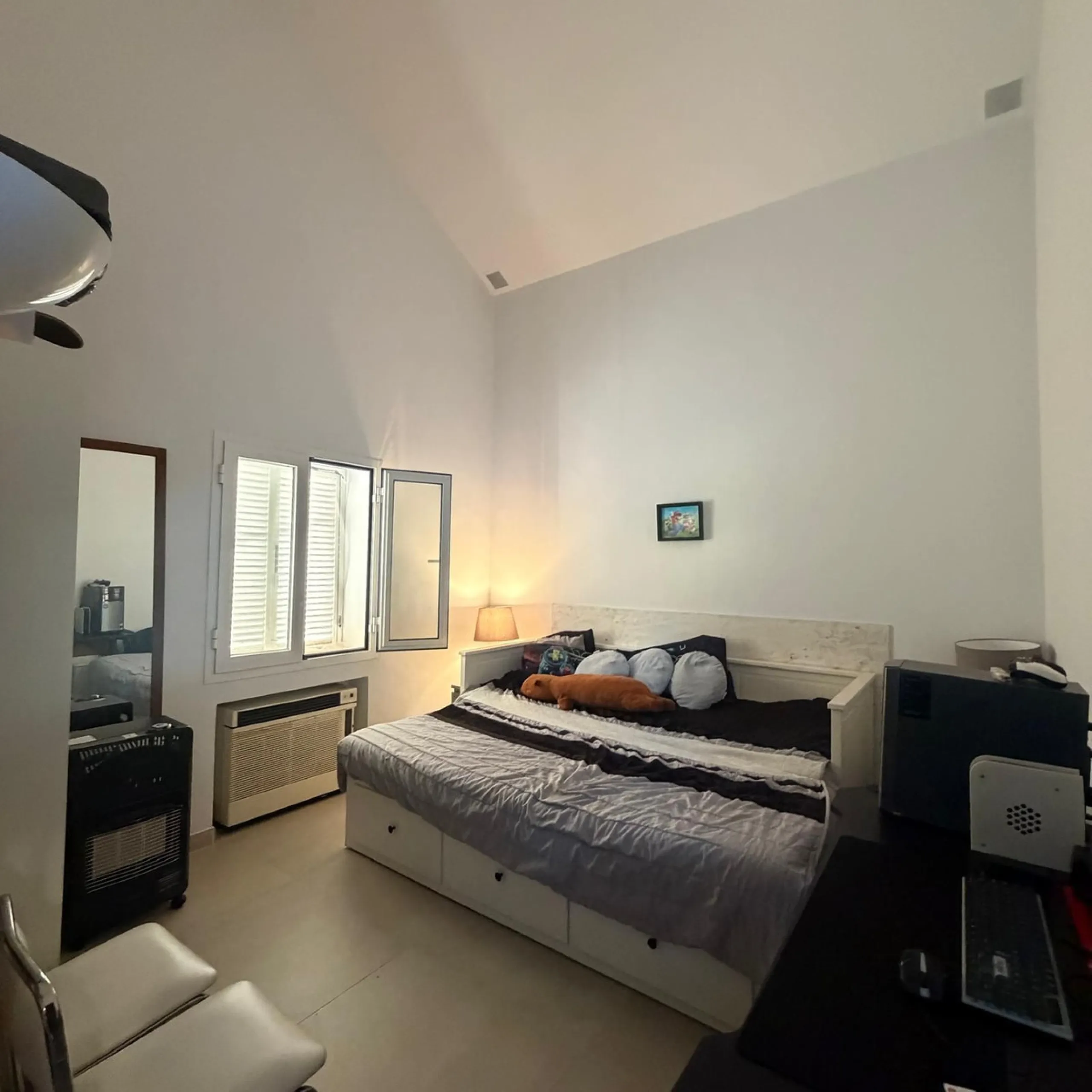 House - Townhouse в продаже в Marbella, Málaga. В доме 2 спален и 2 ванных комнат. Площадь дома 113 м²