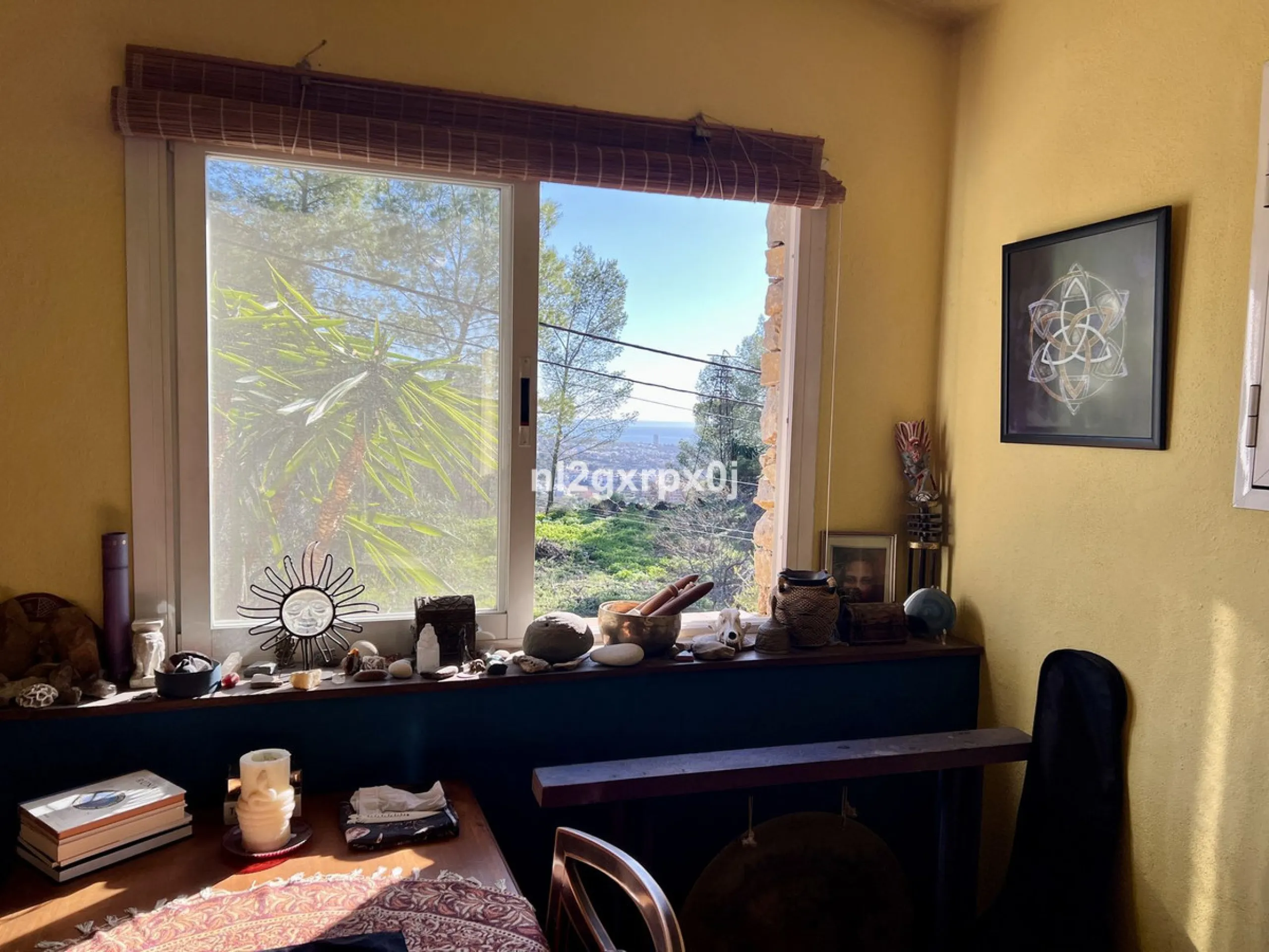 House - Detached Villa в продаже в Marbella, Málaga. В доме 5 спален и 3 ванных комнат. Площадь дома 397 м². Площадь участка 1220 м²