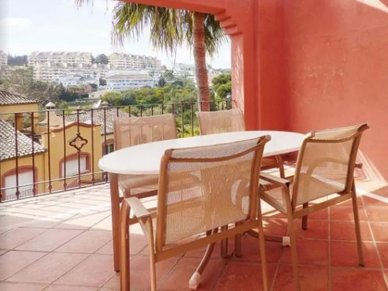 Those familiar with these executive apartments will be familiar with the quality that such a spacious property offers and the delightful setting in which it is located. The main level of the apartment sees a guest toilet, modern kitchen and utility room l