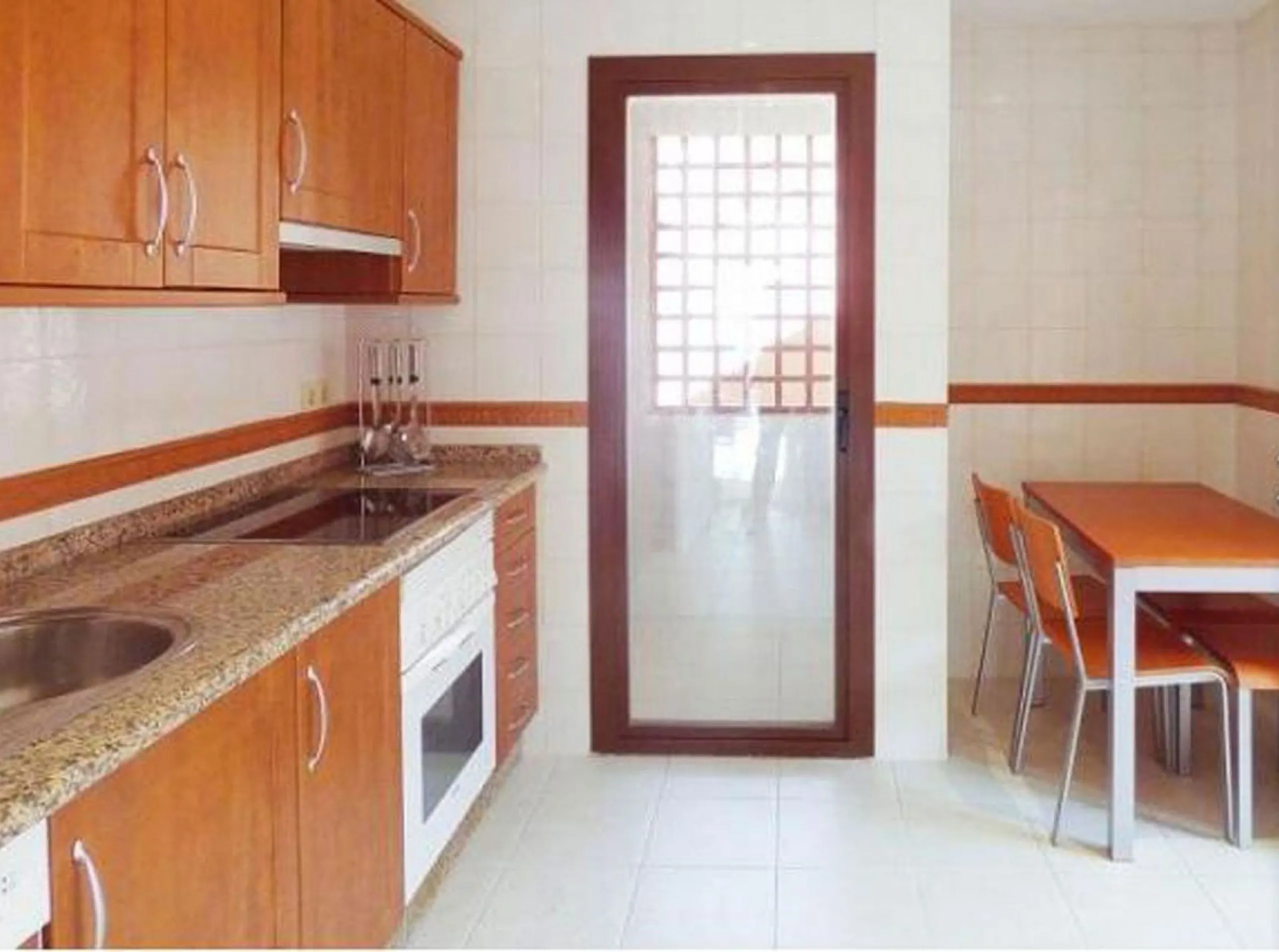 Those familiar with these executive apartments will be familiar with the quality that such a spacious property offers and the delightful setting in which it is located. The main level of the apartment sees a guest toilet, modern kitchen and utility room l