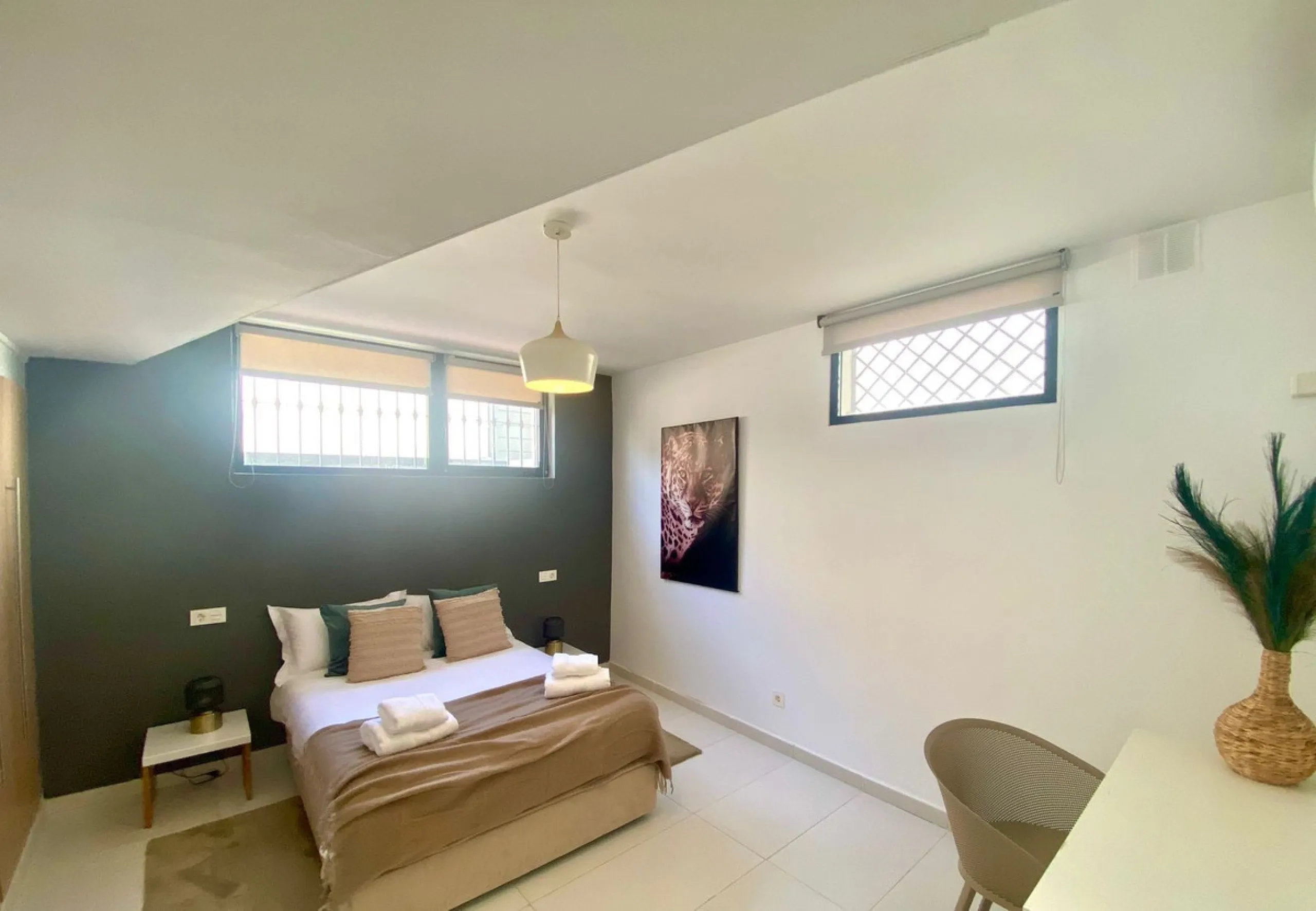 House - Detached Villa в продаже в Marbella, Málaga. В доме 6 спален и 6 ванных комнат. Площадь дома 300 м². Площадь участка 540 м²