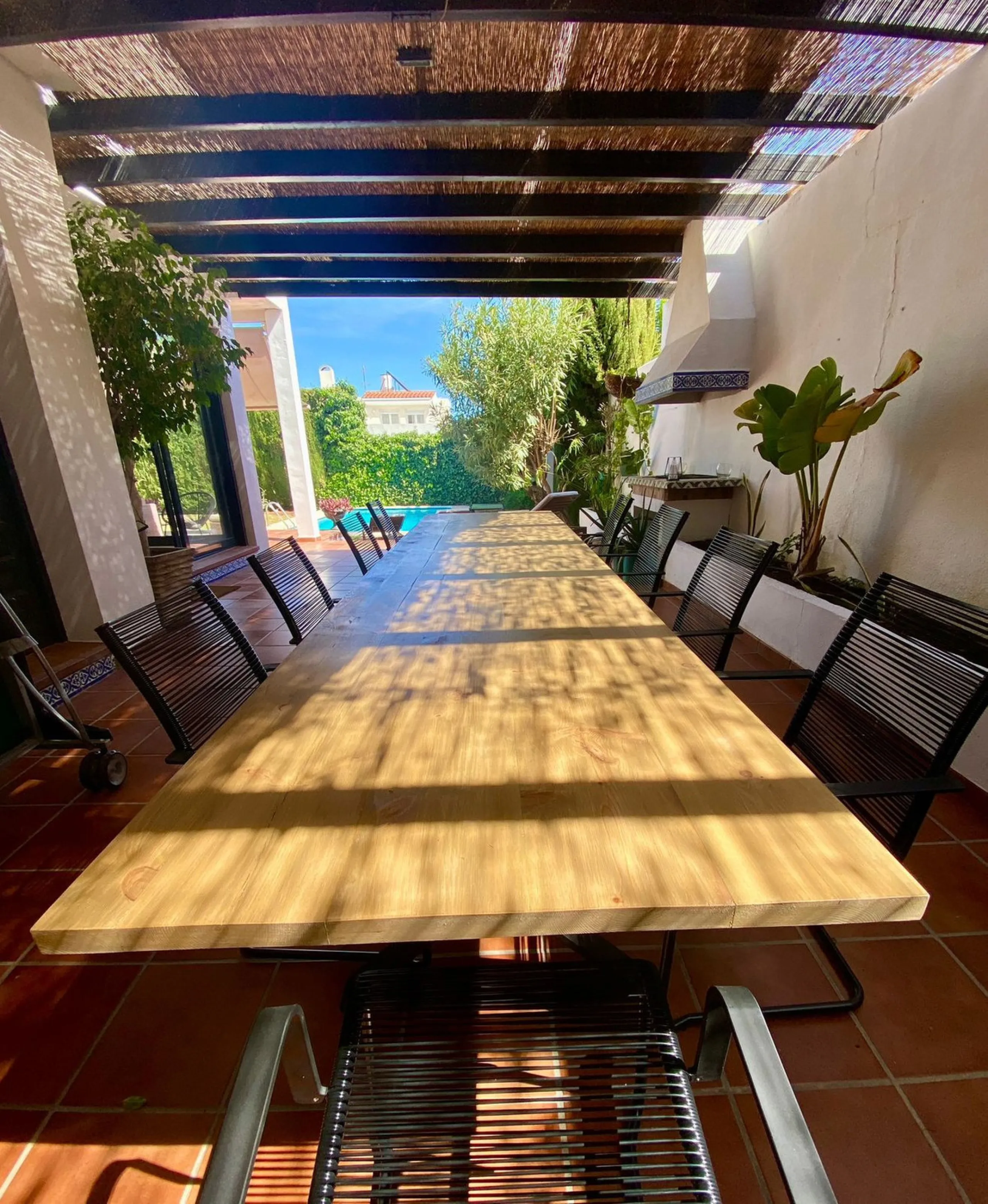 House - Detached Villa в продаже в Marbella, Málaga. В доме 6 спален и 6 ванных комнат. Площадь дома 300 м². Площадь участка 540 м²