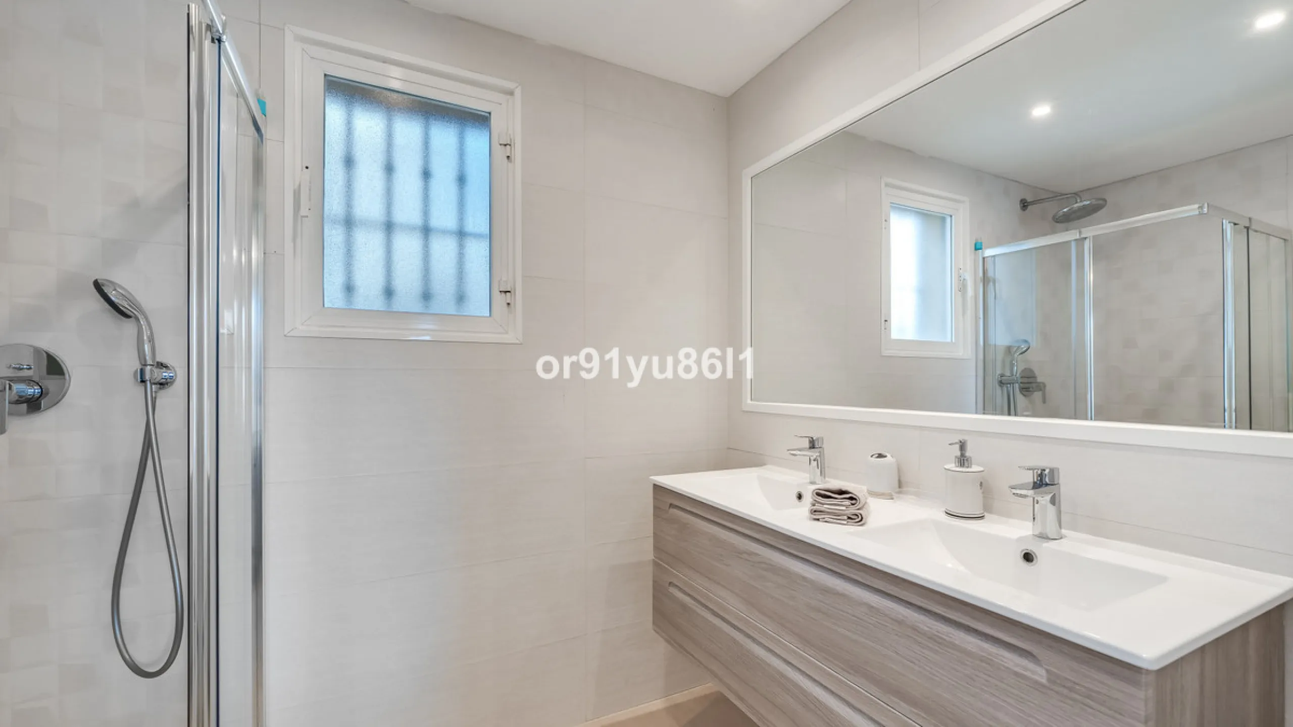 Townhouse Close to the Beach in Costabella Located within a gated, secure community in Costabella, just a short stroll from the beach, this three-bedroom, two-bathroom townhouse features a bright, spacious interior comprising a cosy living room with firep