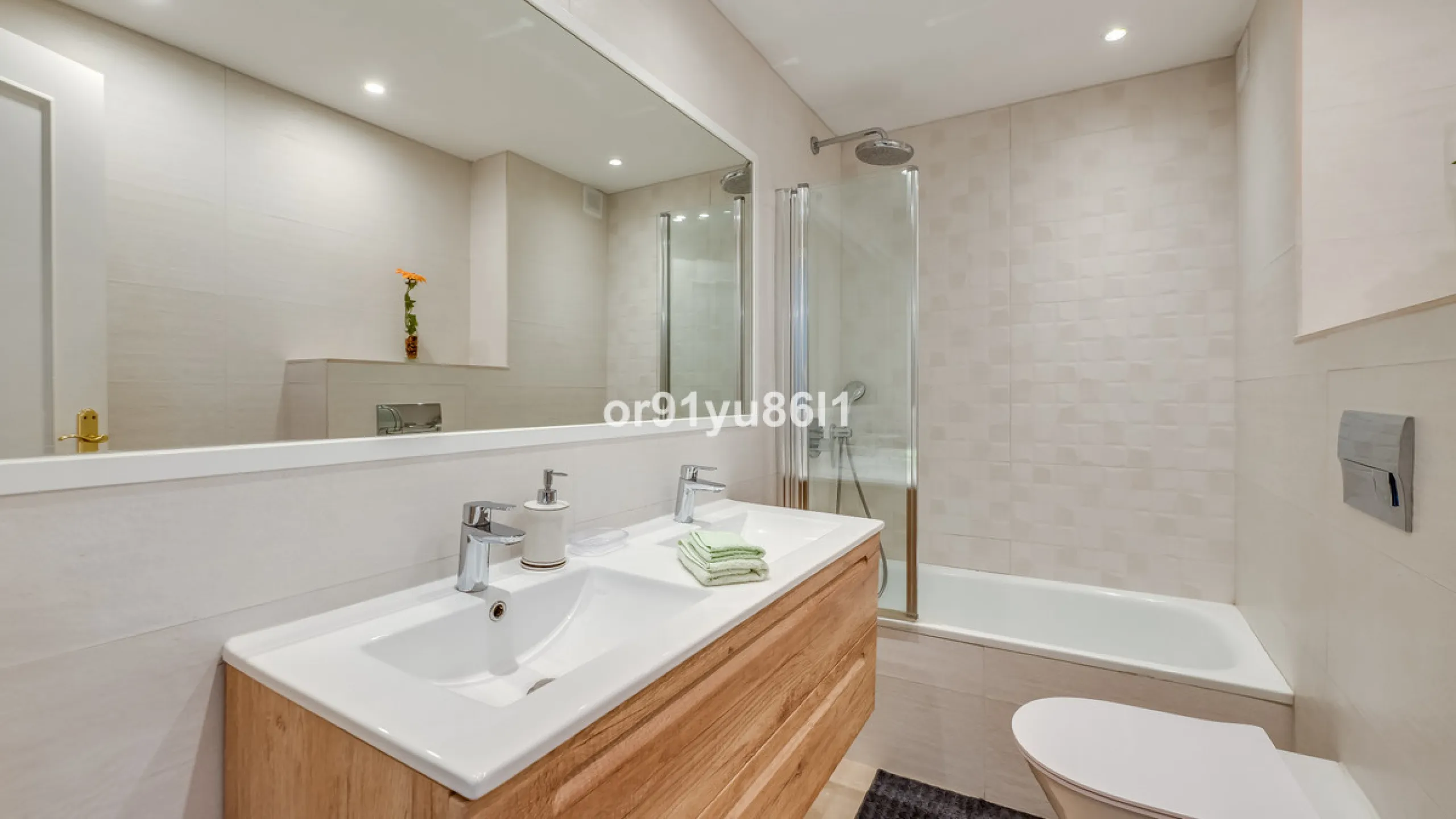 Townhouse Close to the Beach in Costabella Located within a gated, secure community in Costabella, just a short stroll from the beach, this three-bedroom, two-bathroom townhouse features a bright, spacious interior comprising a cosy living room with firep