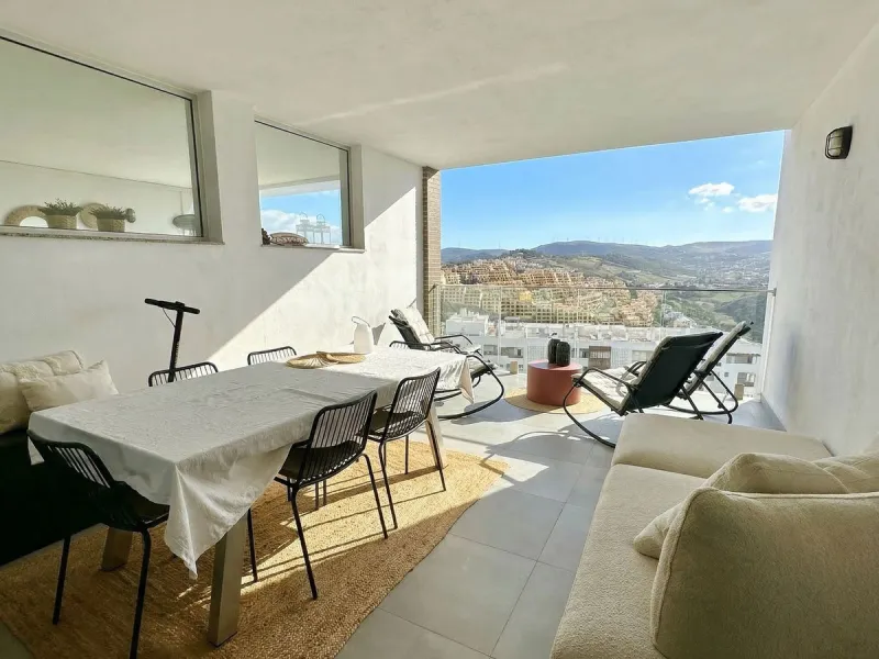 Beautiful 2 Bedroom Apartment for Sale in Puerto de la Duquesa, Manilva – Large Terraces, Golf Views, Garage & Gym