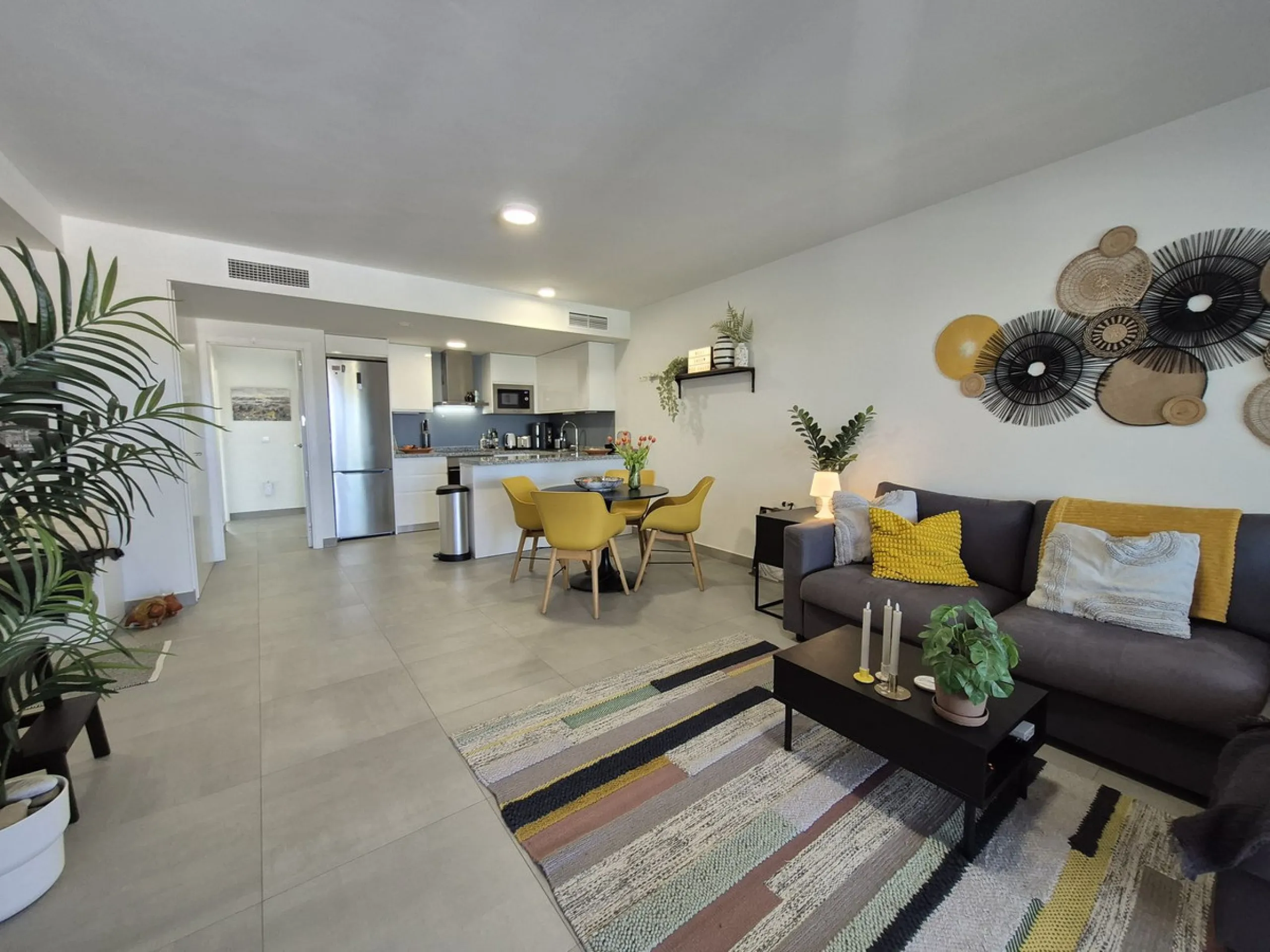 Beautiful 2 Bedroom Apartment for Sale in Puerto de la Duquesa, Manilva – Large Terraces, Golf Views, Garage & Gym