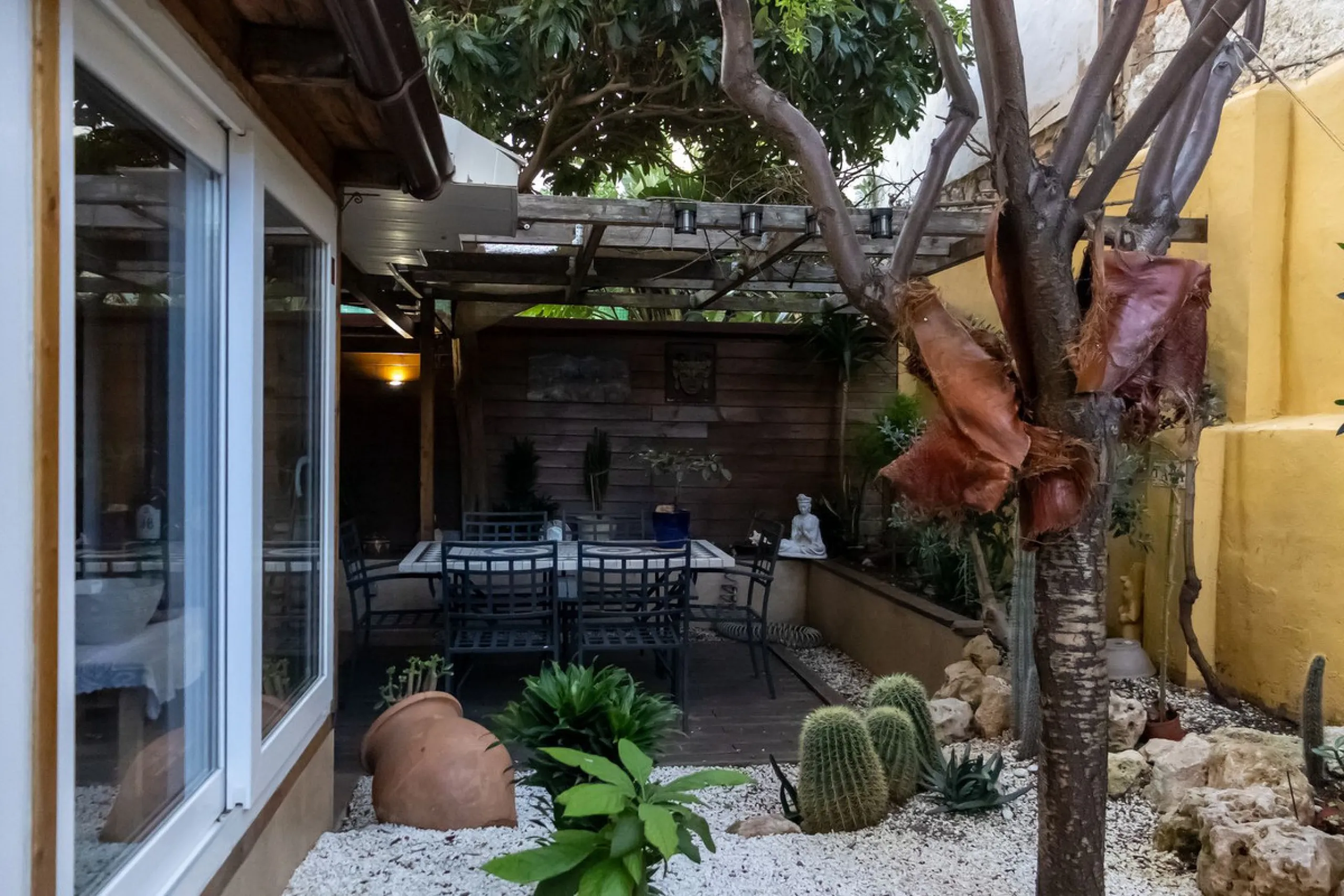 Your Urban Retreat with All the Amenities in Benalmádena