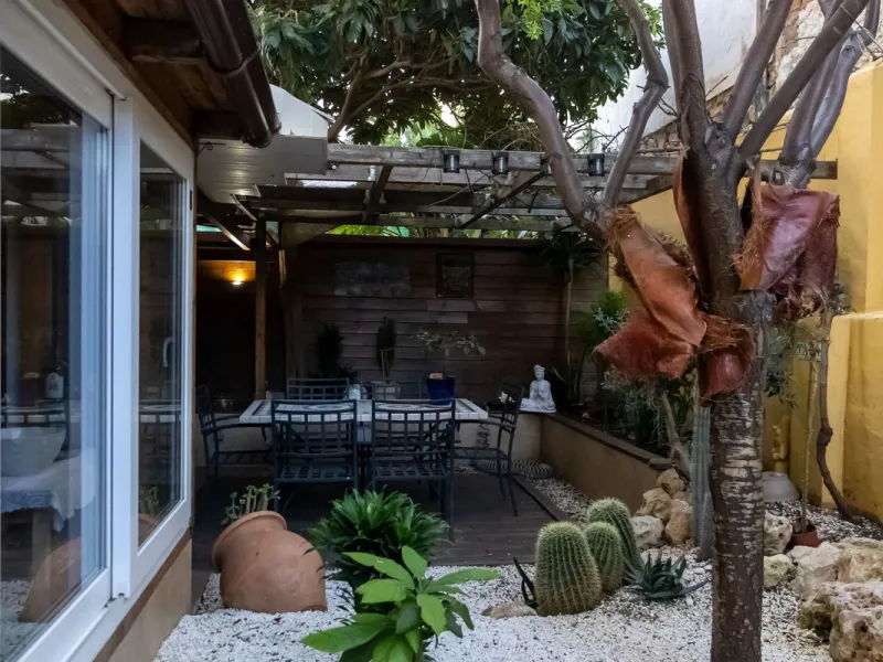 Your Urban Retreat with All the Amenities in Benalmádena