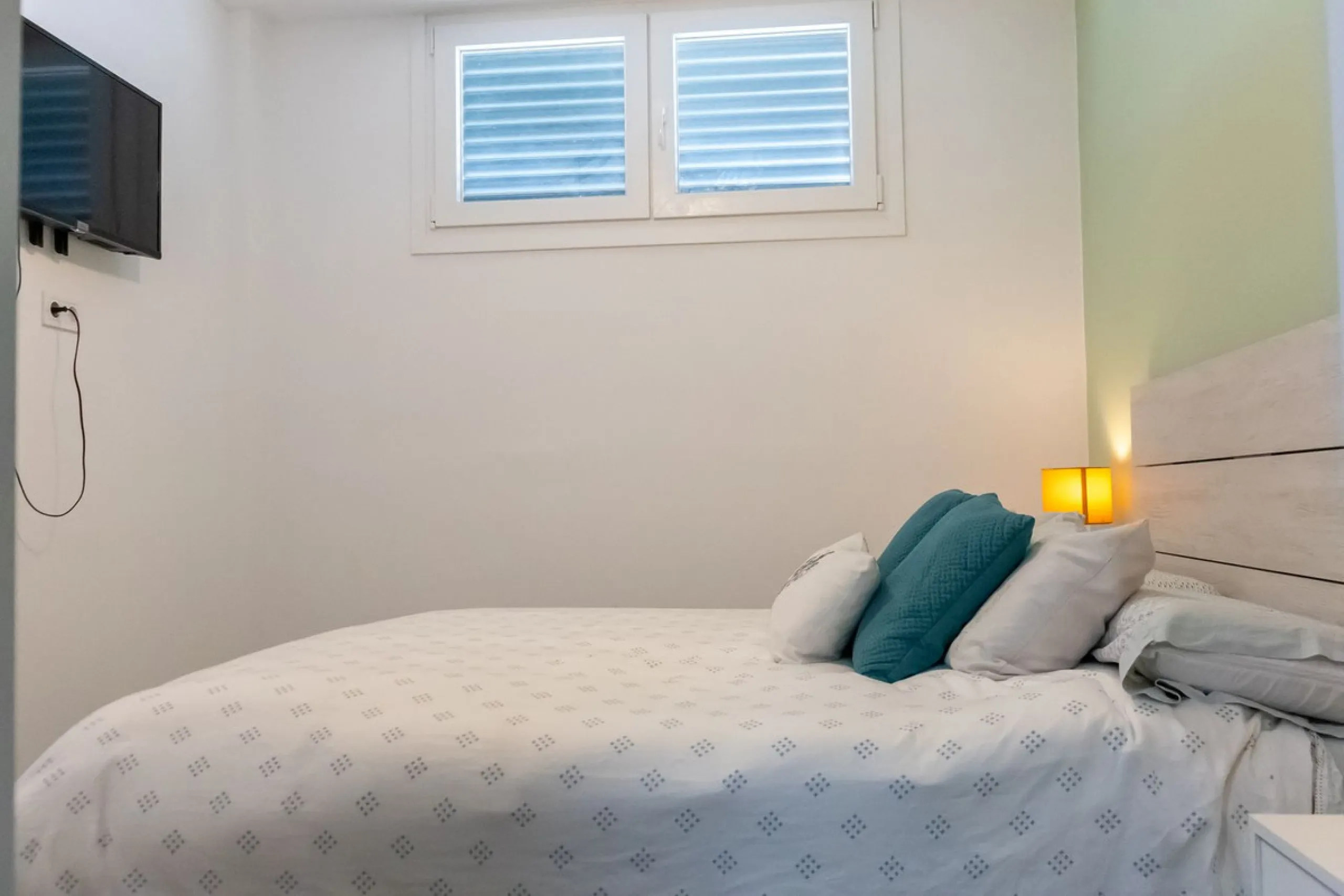 Spectacular Home with Sea Views, 2 Parking Spaces, and Private Office next to the Benalmádena Stupa