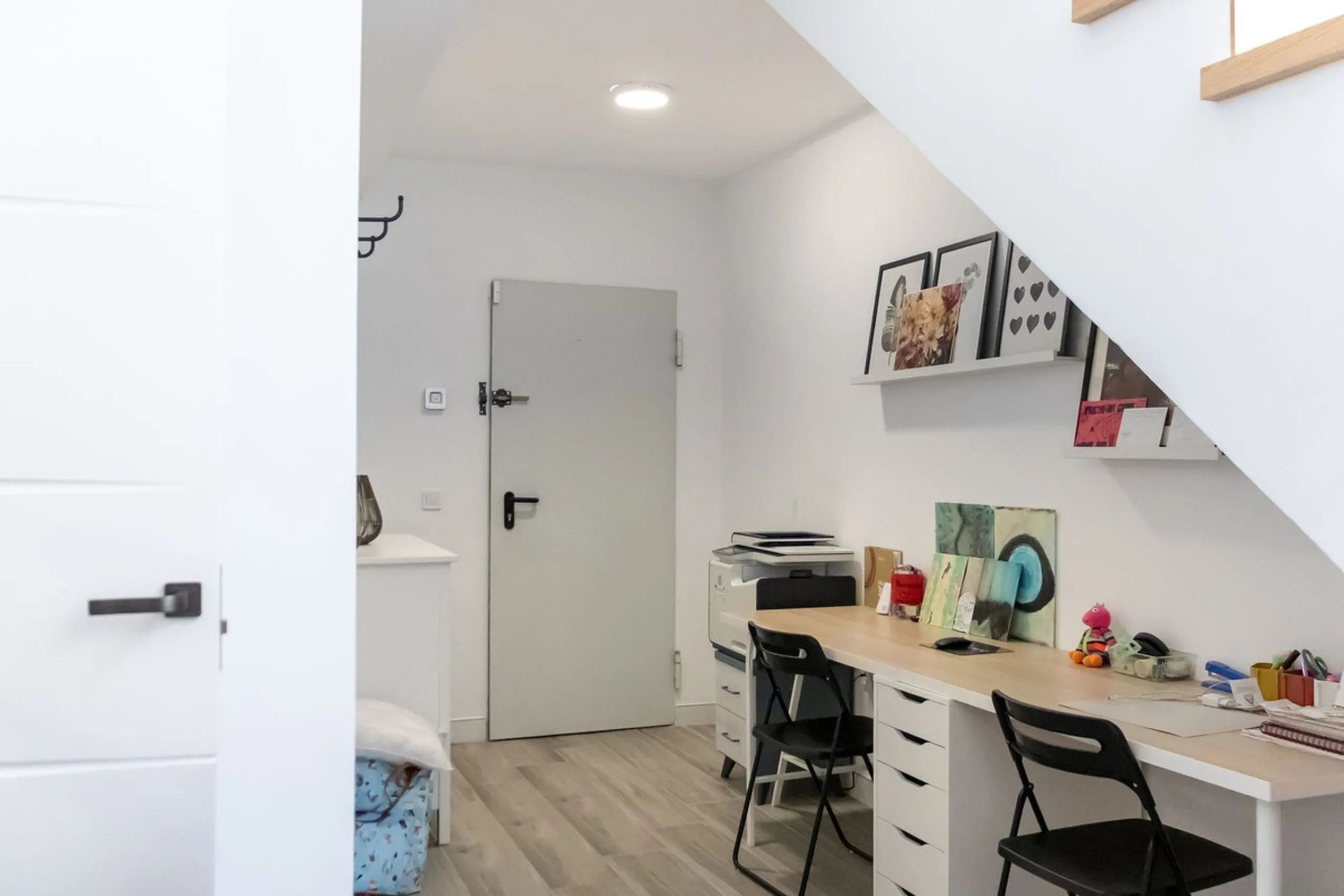 Spectacular Home with Sea Views, 2 Parking Spaces, and Private Office next to the Benalmádena Stupa