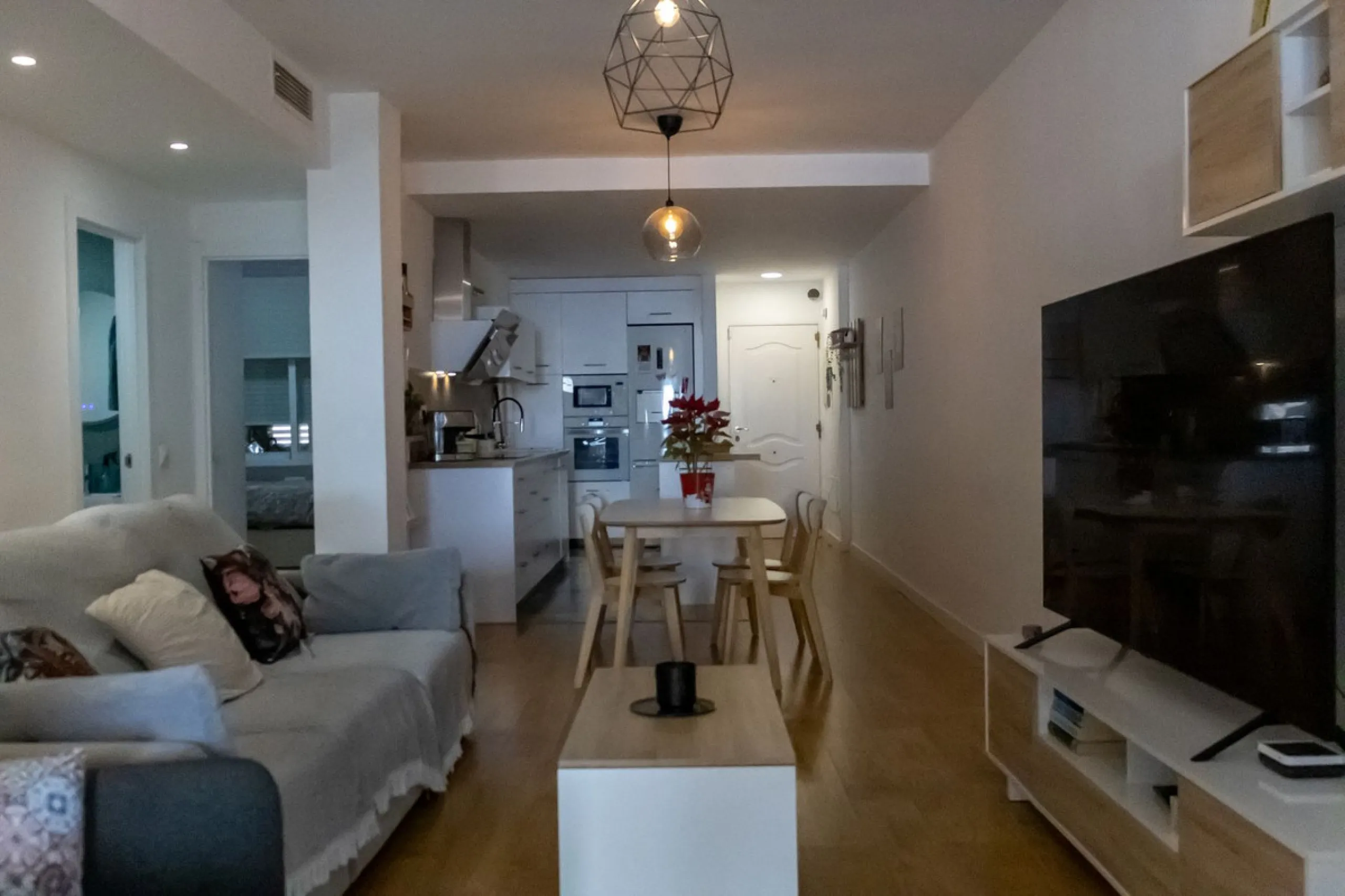 Spectacular Home with Sea Views, 2 Parking Spaces, and Private Office next to the Benalmádena Stupa