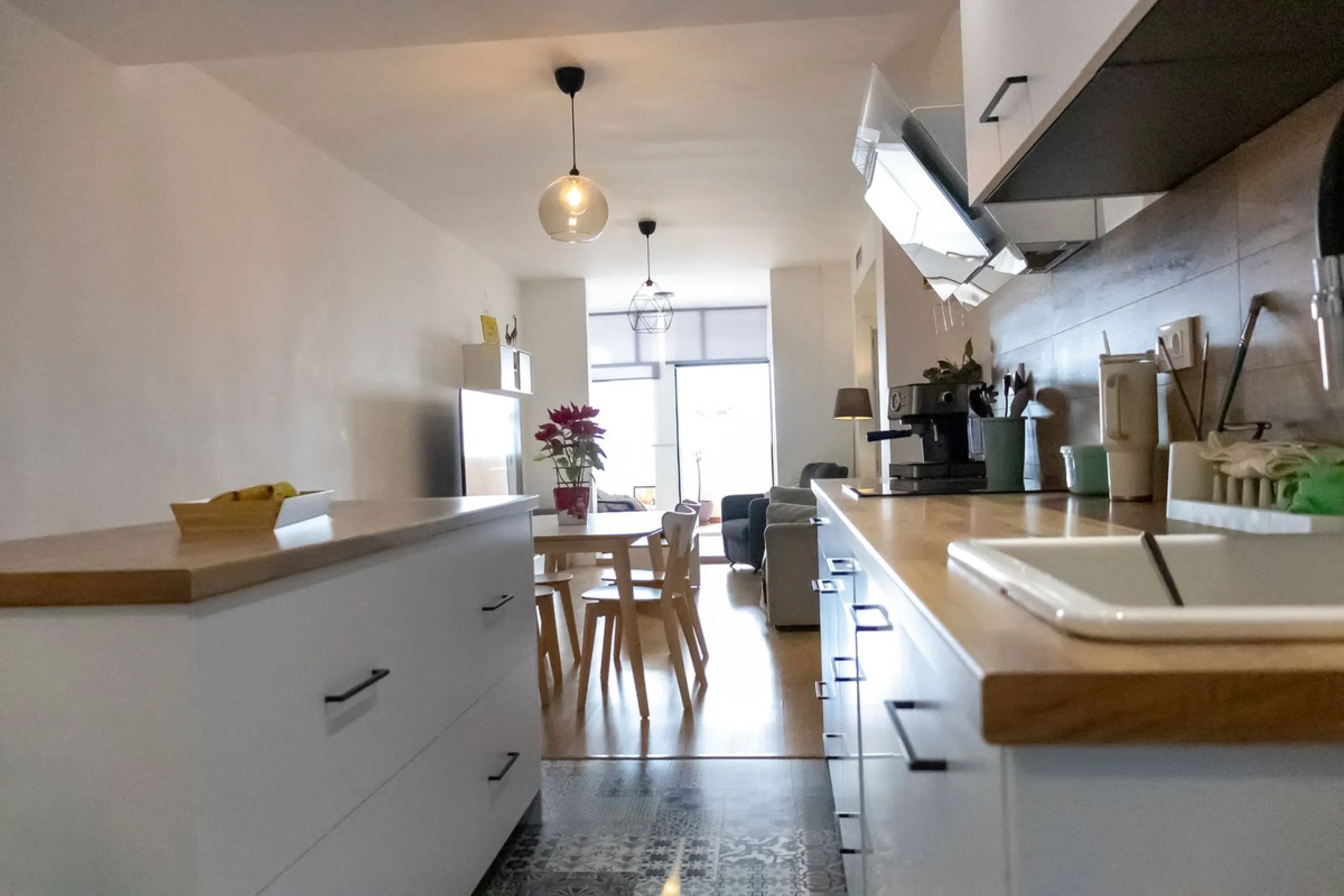 Spectacular Home with Sea Views, 2 Parking Spaces, and Private Office next to the Benalmádena Stupa