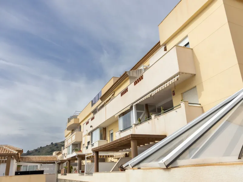Spectacular Home with Sea Views, 2 Parking Spaces, and Private Office next to the Benalmádena Stupa