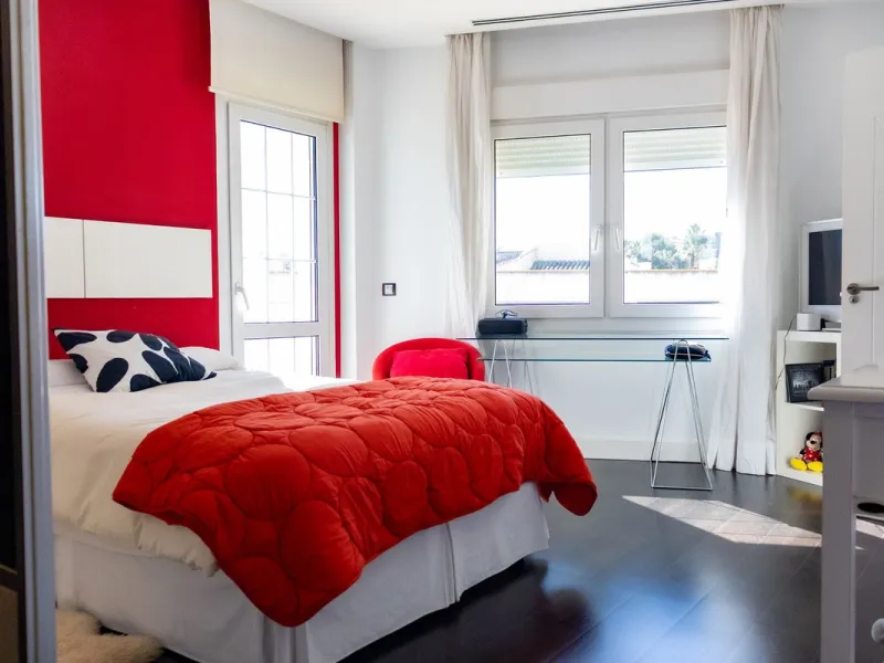 Exclusive Independent Villa in Playamar: Your Luxury Seaside Haven