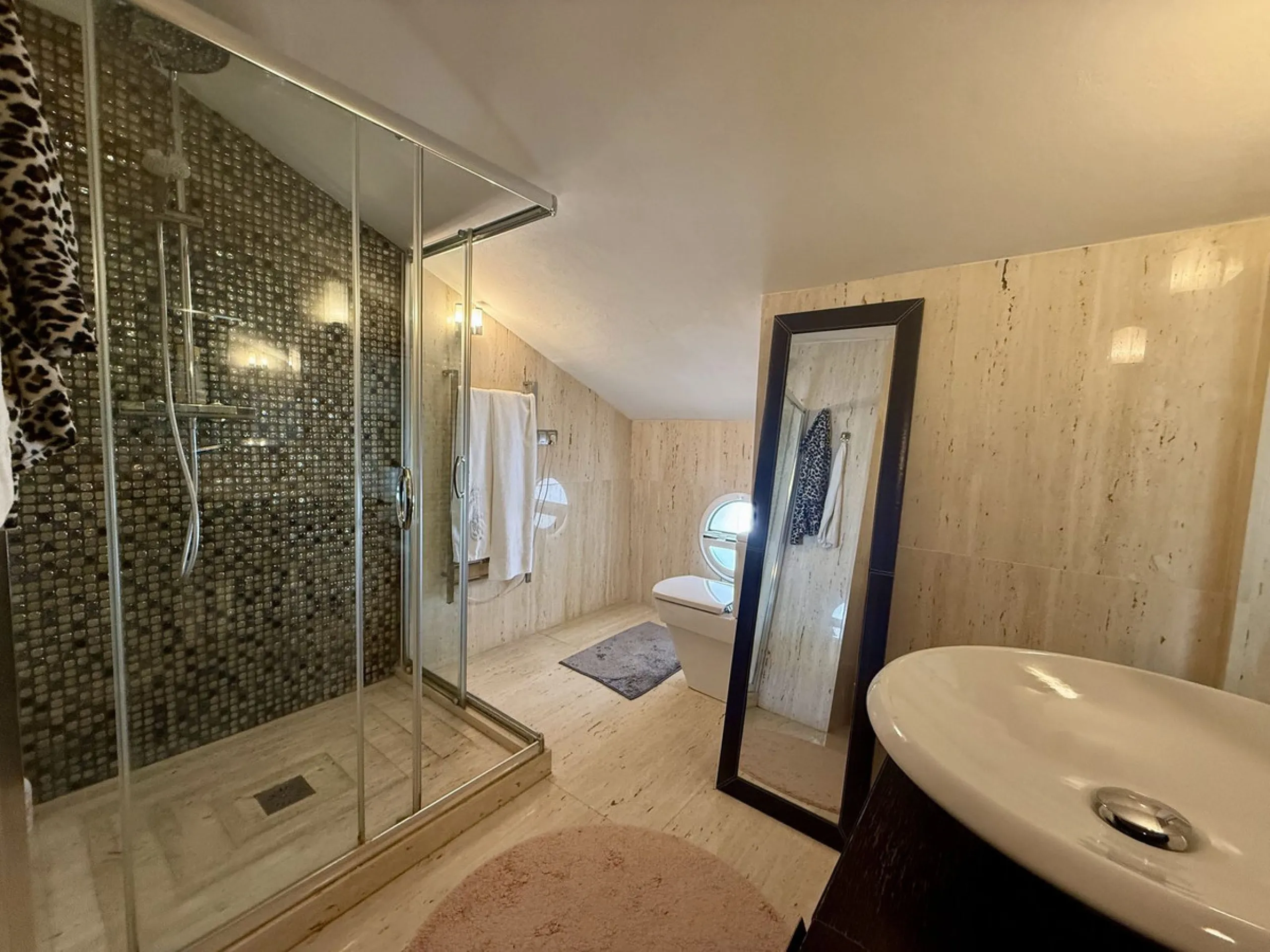 Exclusive Independent Villa in Playamar: Your Luxury Seaside Haven