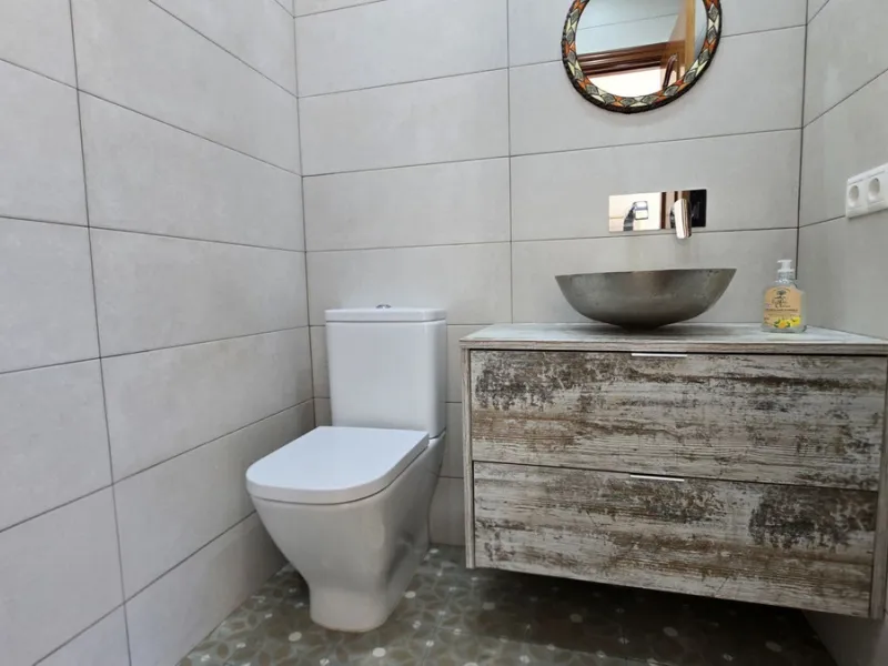 JUST ON THE MARKET. INCREDIBLE DETATCHED VILLA  WITH MODERN SKANDANAVIAN STYLE DESIGN. EXCLUSIVE  URBANISATION IN CERROS DE AGUILA. ONLY € 995,000. BARGAIN.