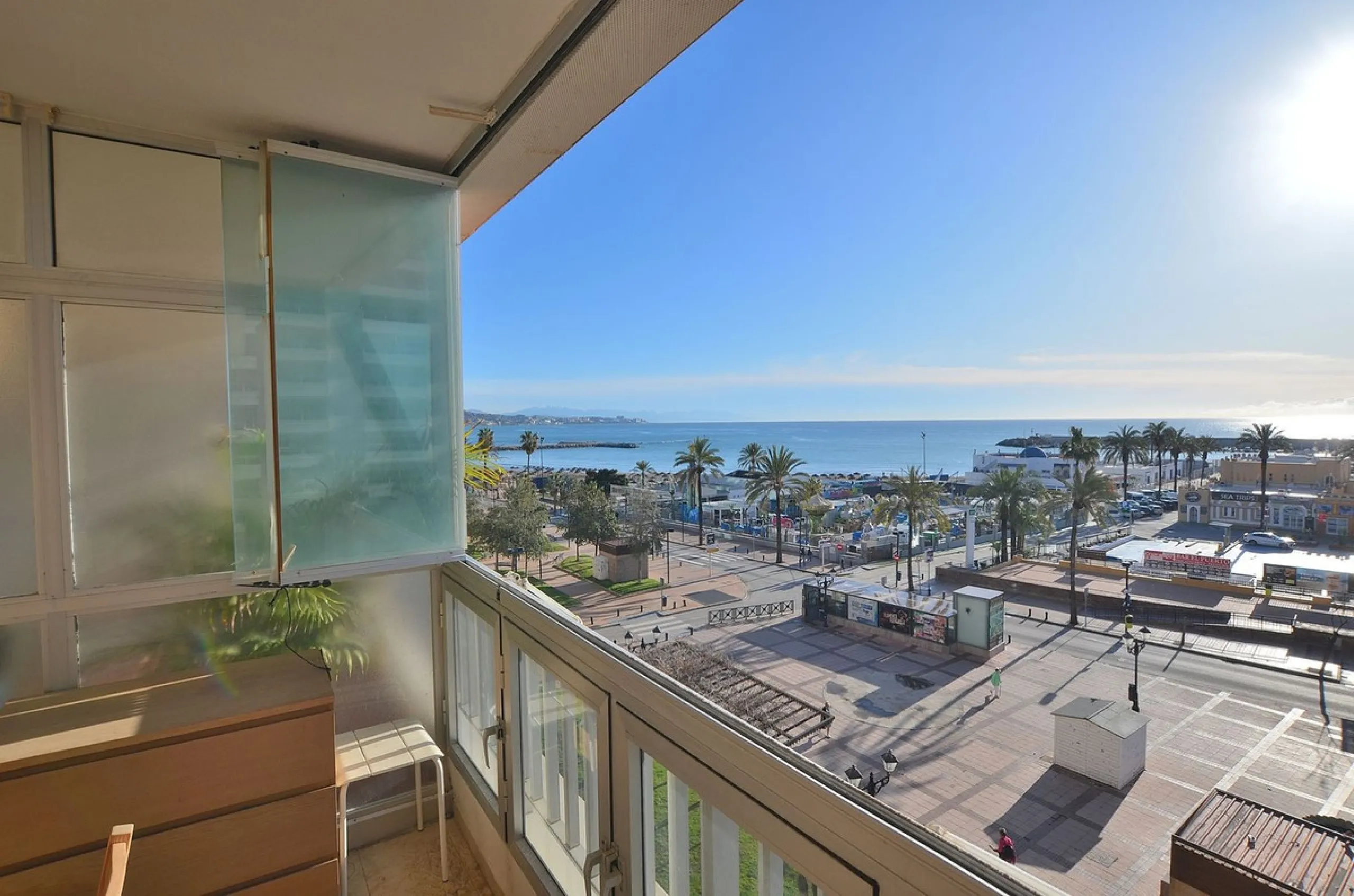 Apartment - Middle Floor Apartment в продаже в Fuengirola, Málaga. В доме 1 спален и 1 ванных комнат. Площадь дома 45 м²