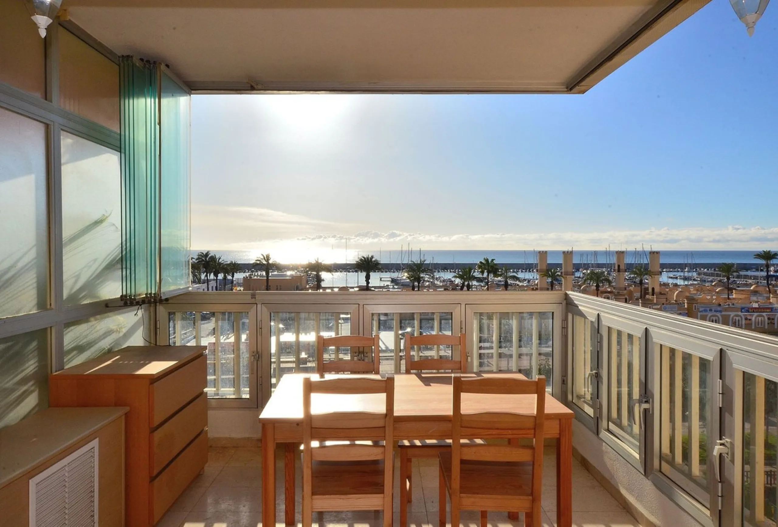 Apartment - Middle Floor Apartment в продаже в Fuengirola, Málaga. В доме 1 спален и 1 ванных комнат. Площадь дома 45 м²