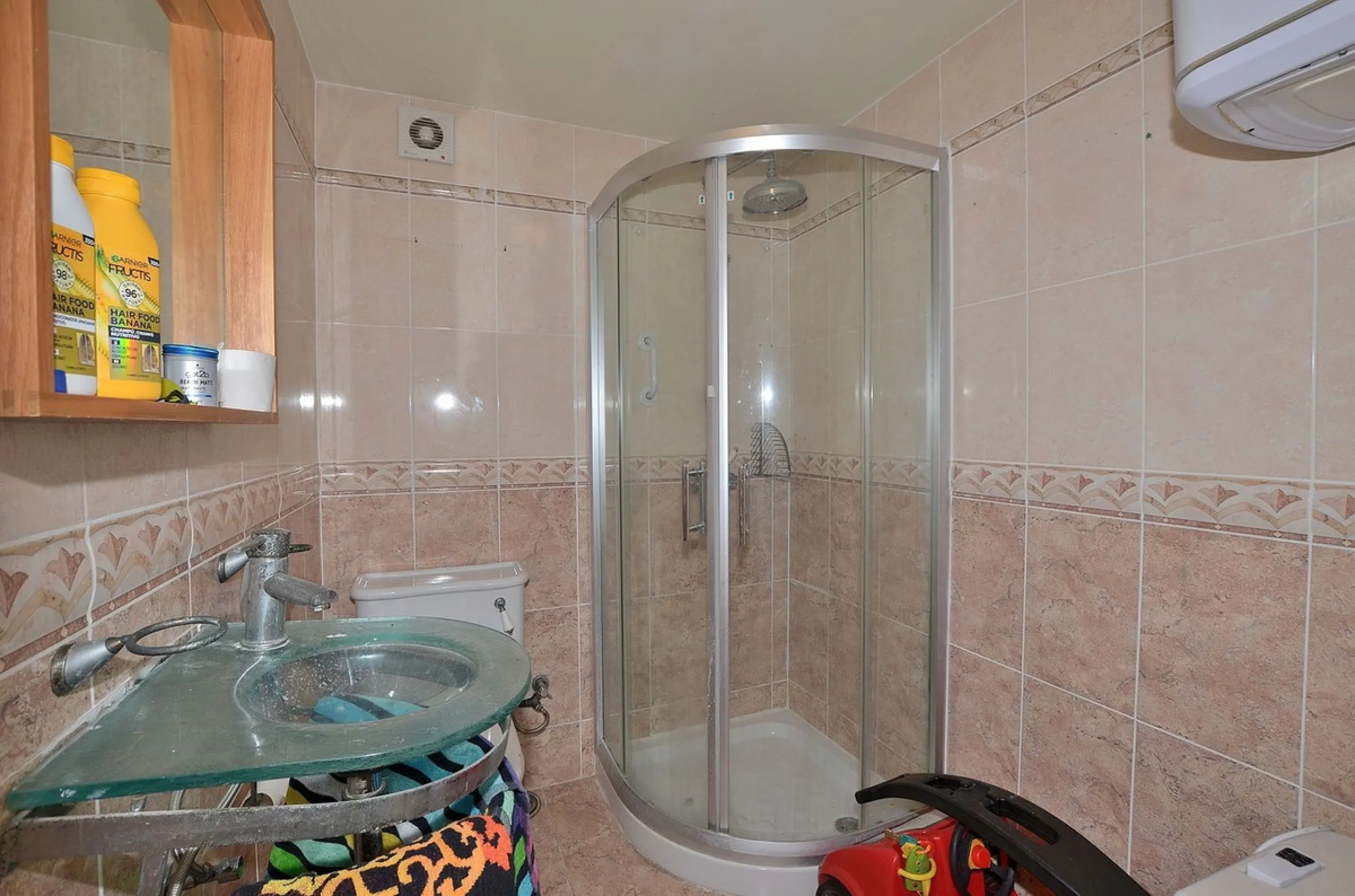 Apartment - Middle Floor Apartment в продаже в Fuengirola, Málaga. В доме 1 спален и 1 ванных комнат. Площадь дома 45 м²