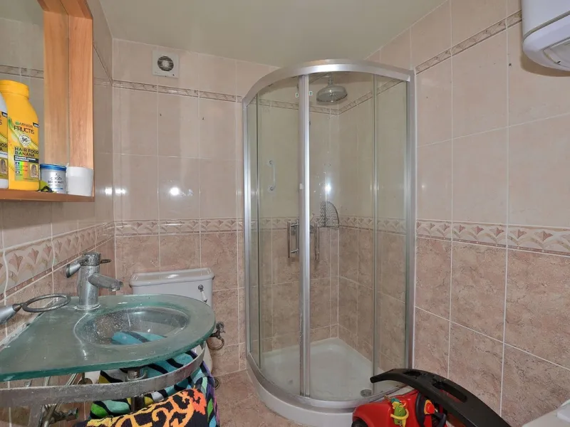 Apartment - Middle Floor Apartment в продаже в Fuengirola, Málaga. В доме 1 спален и 1 ванных комнат. Площадь дома 45 м²