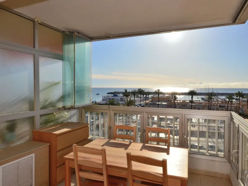 Apartment - Middle Floor Apartment в продаже в Fuengirola, Málaga. В доме 1 спален и 1 ванных комнат. Площадь дома 45 м²