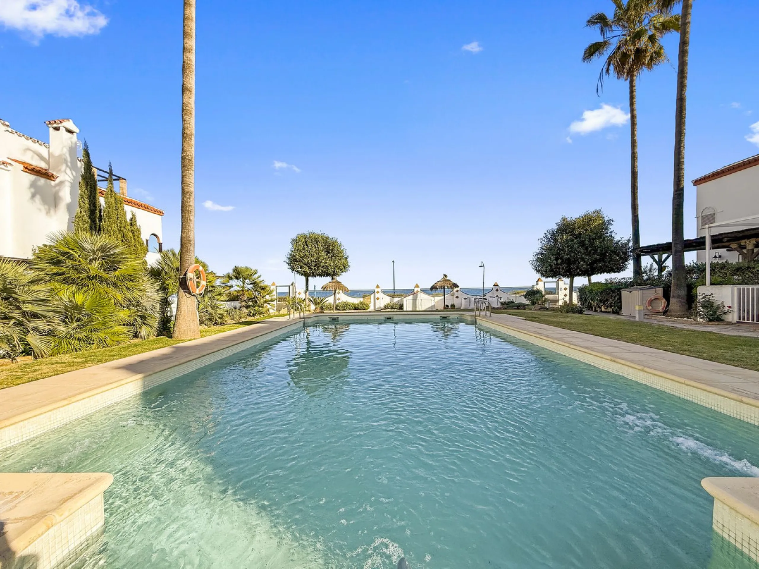Spectacular Beachfront Townhouse in Marina de Casares