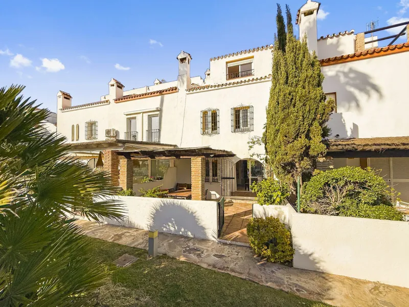 Spectacular Beachfront Townhouse in Marina de Casares