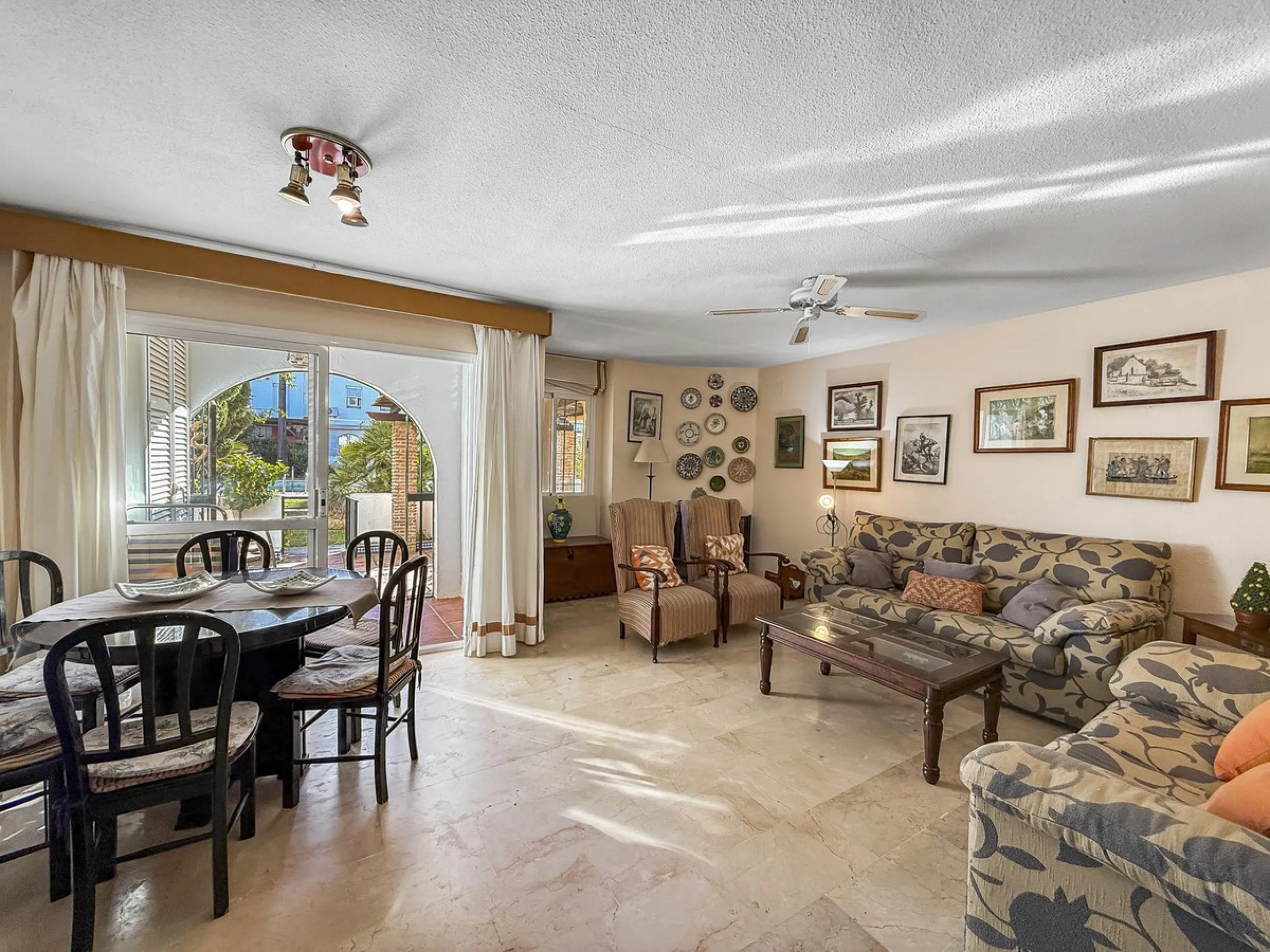 Spectacular Beachfront Townhouse in Marina de Casares