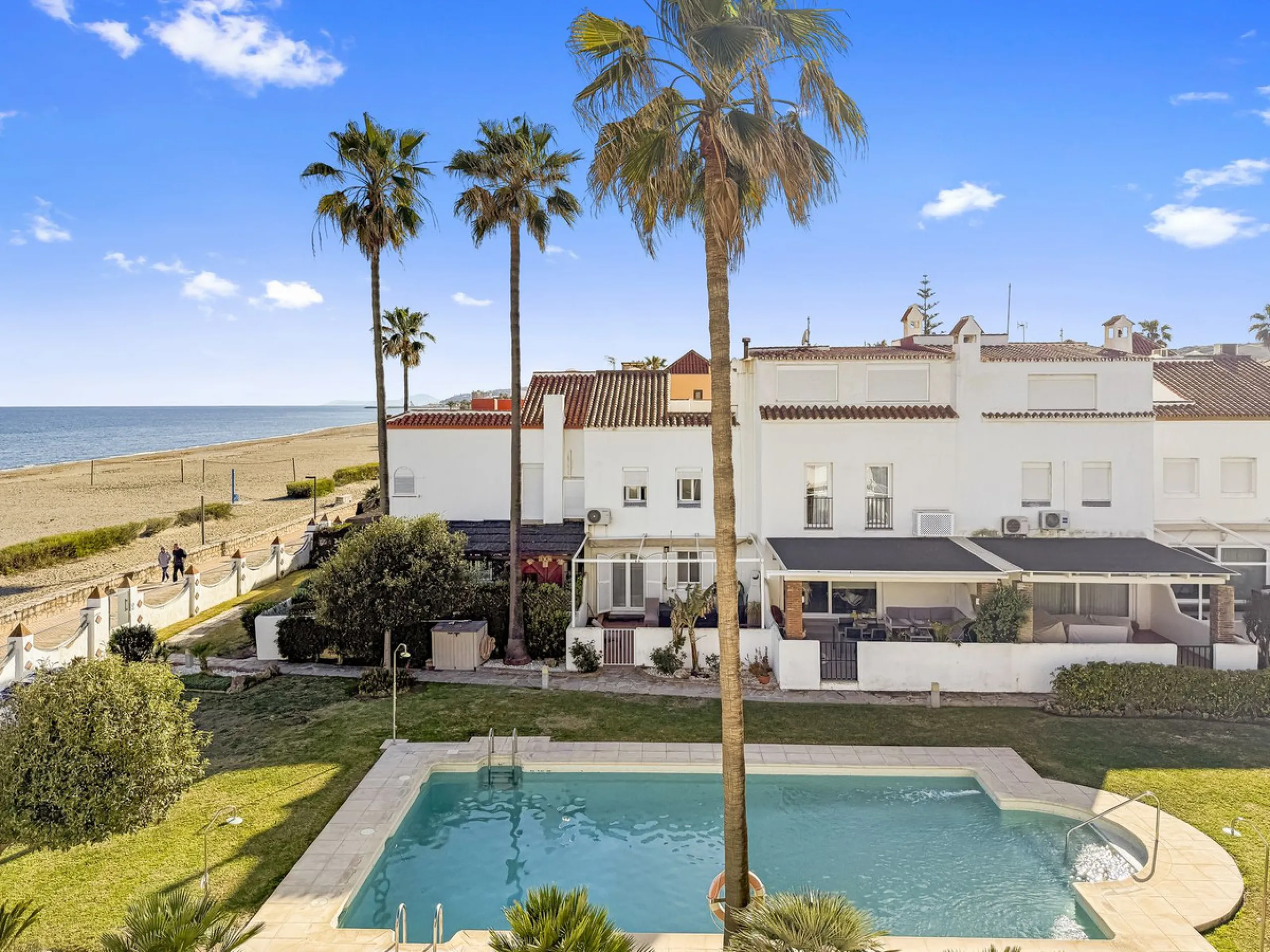 Spectacular Beachfront Townhouse in Marina de Casares