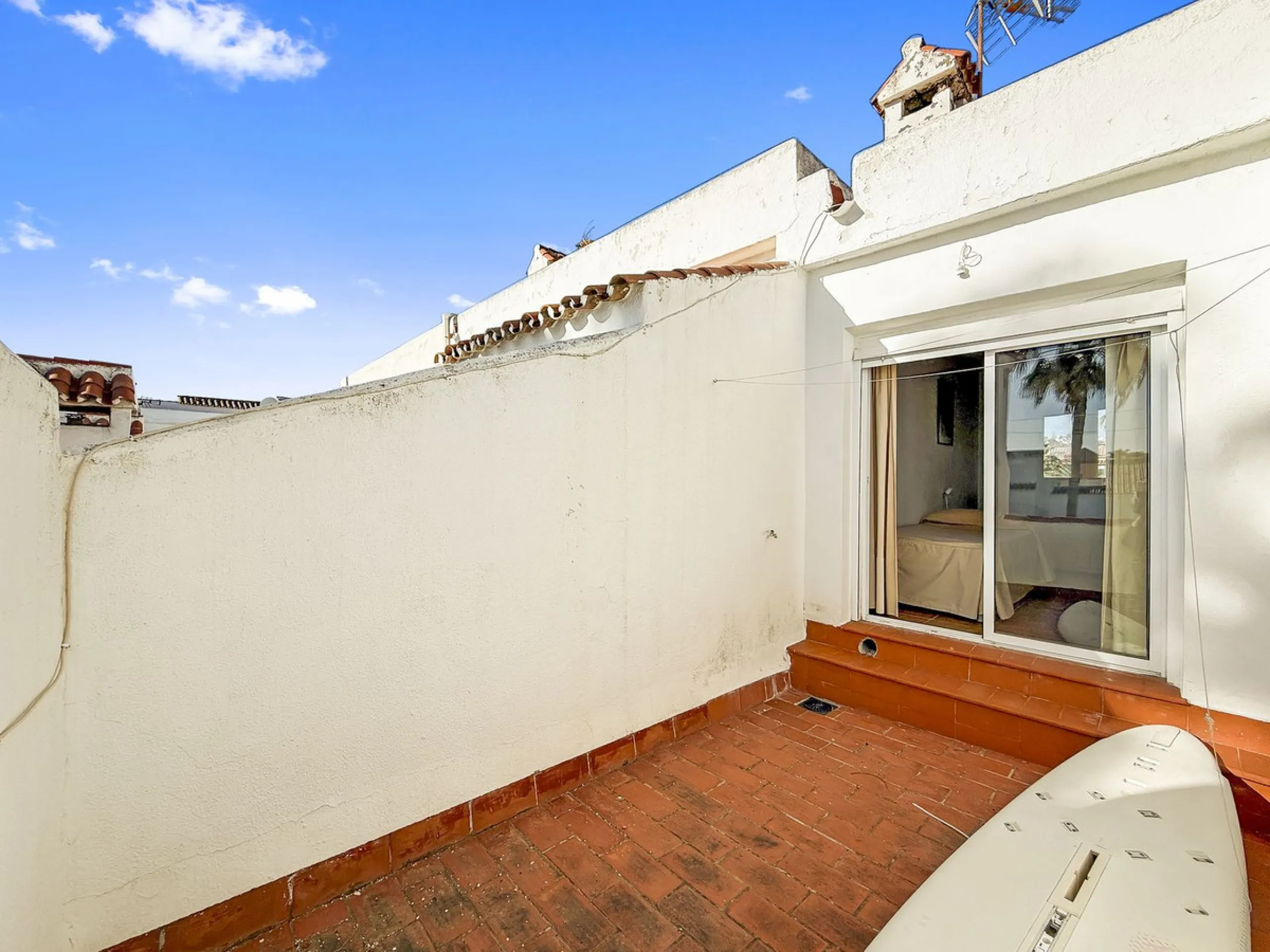 Spectacular Beachfront Townhouse in Marina de Casares
