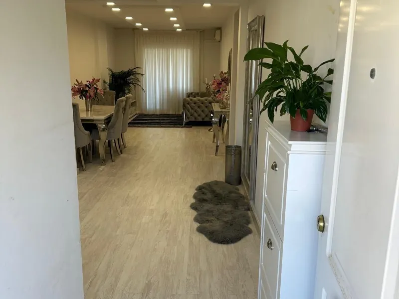 97 m²