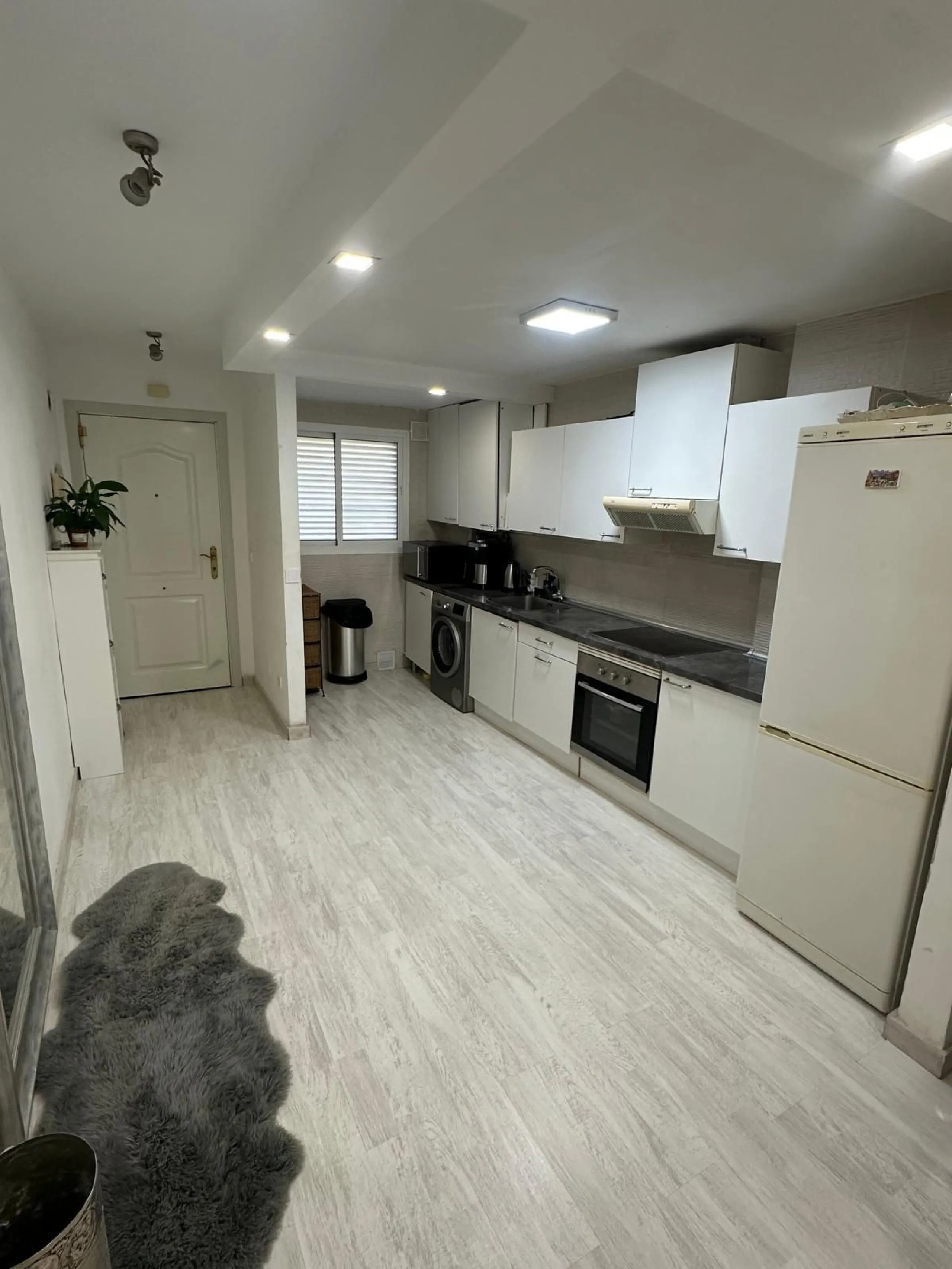 97 m²