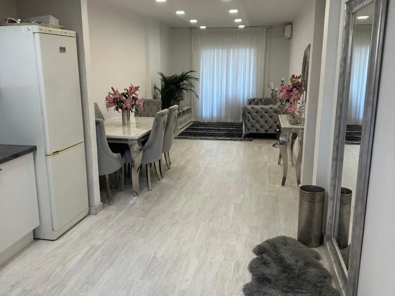 97 m²