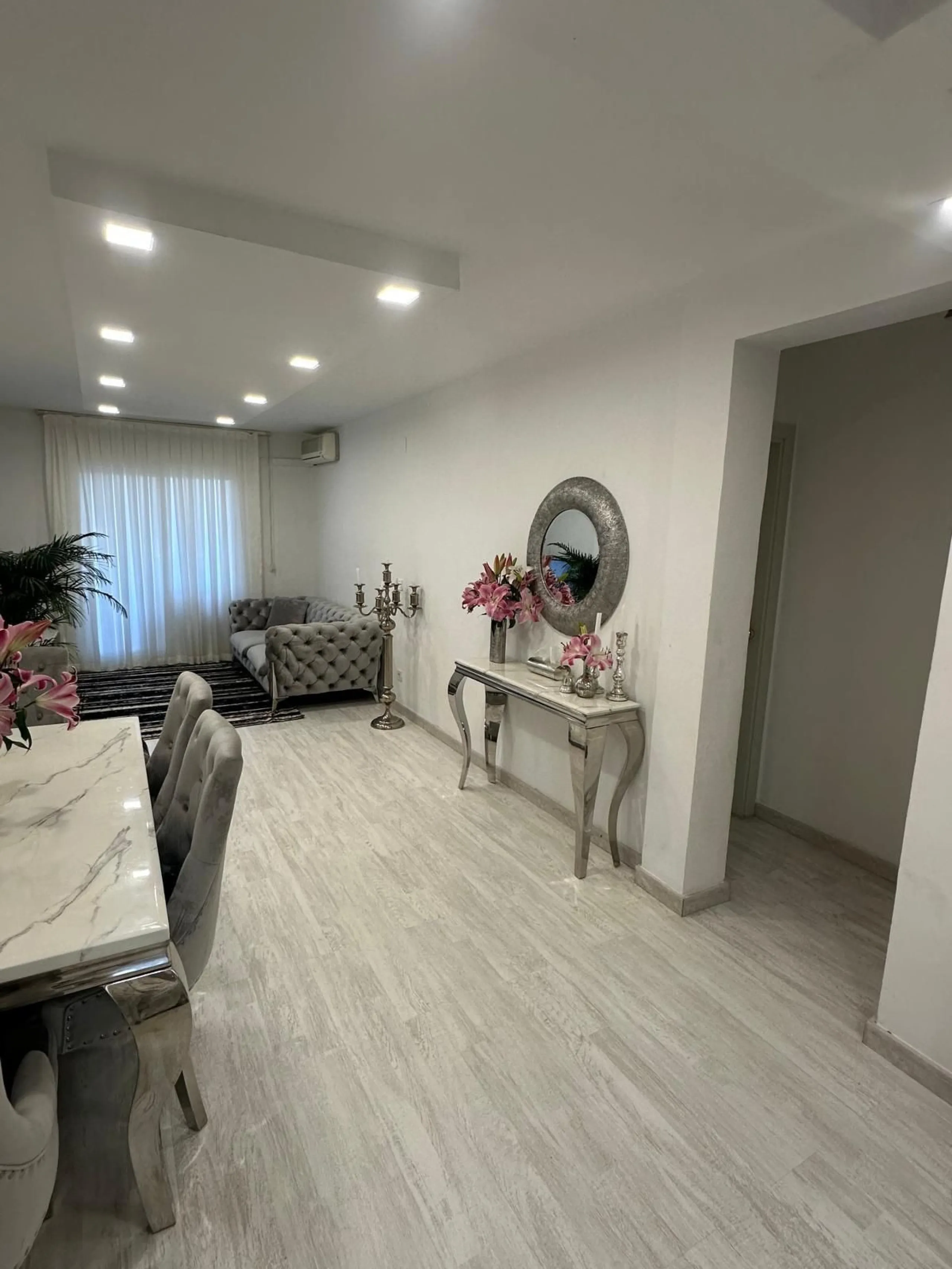 97 m²