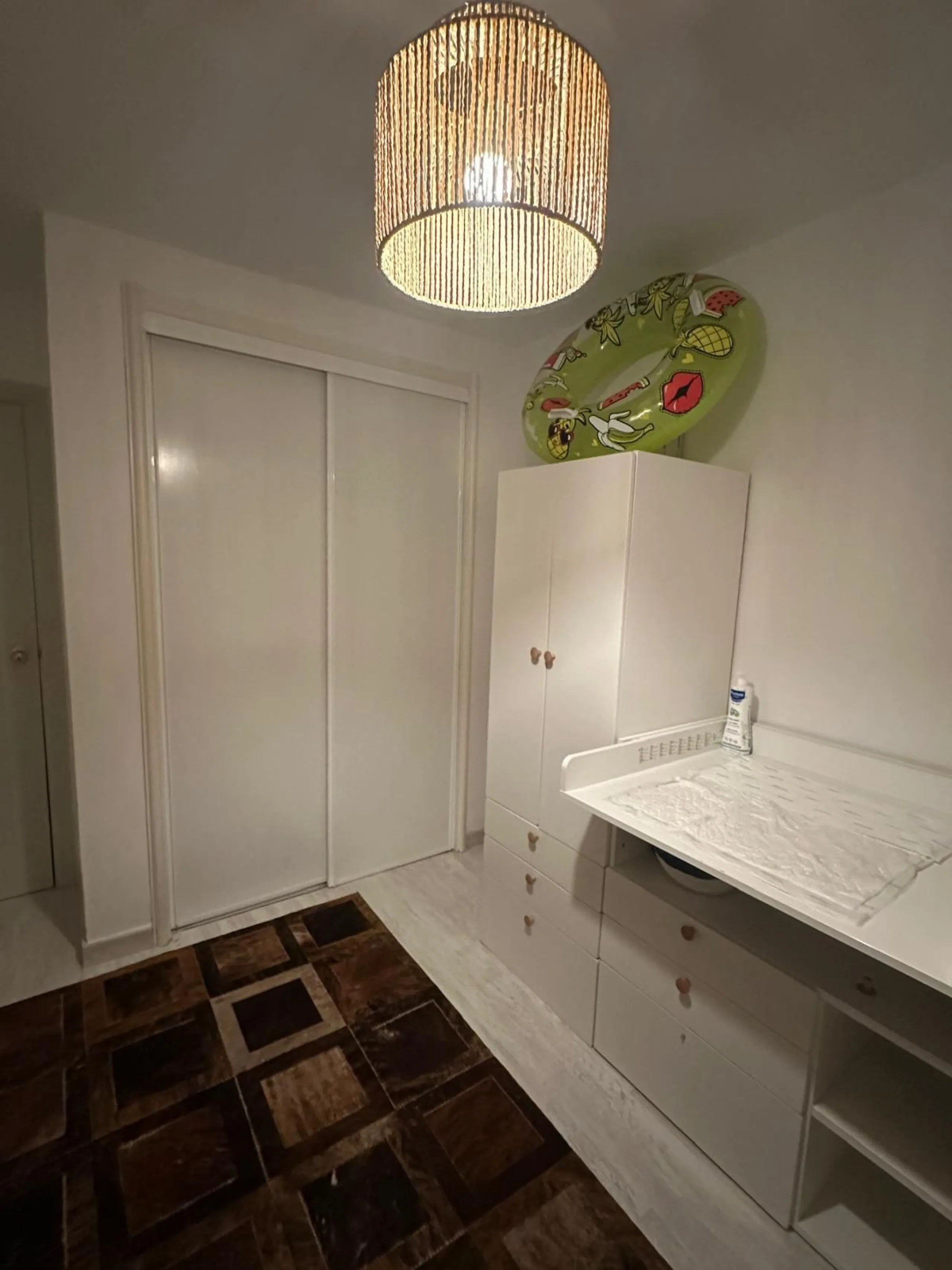 97 m²