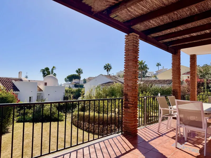 Rare Single-Level Villa with Sea Views in Prime Calahonda Location.