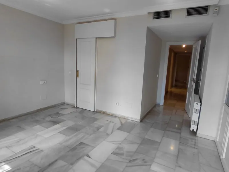 House - Semi-Detached House в продаже в Manilva, Málaga. В доме 3 спален и 2 ванных комнат. Площадь дома 191 м². Площадь участка 91 м²