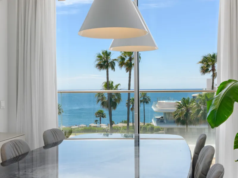A three-bedroom penthouse located in one of Estepona's most prestigious frontline beach developments, offering uninterrupted Mediterranean views and contemporary coastal living.