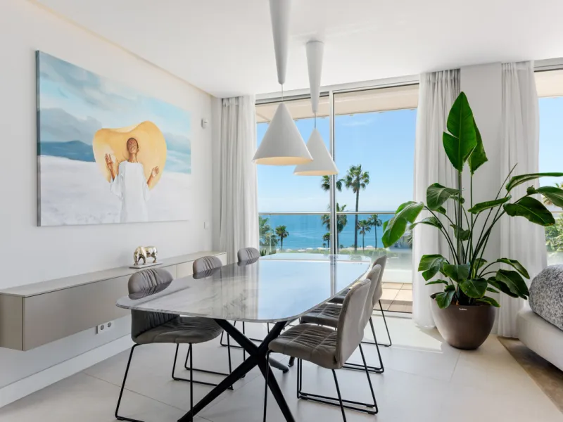 A three-bedroom penthouse located in one of Estepona's most prestigious frontline beach developments, offering uninterrupted Mediterranean views and contemporary coastal living.