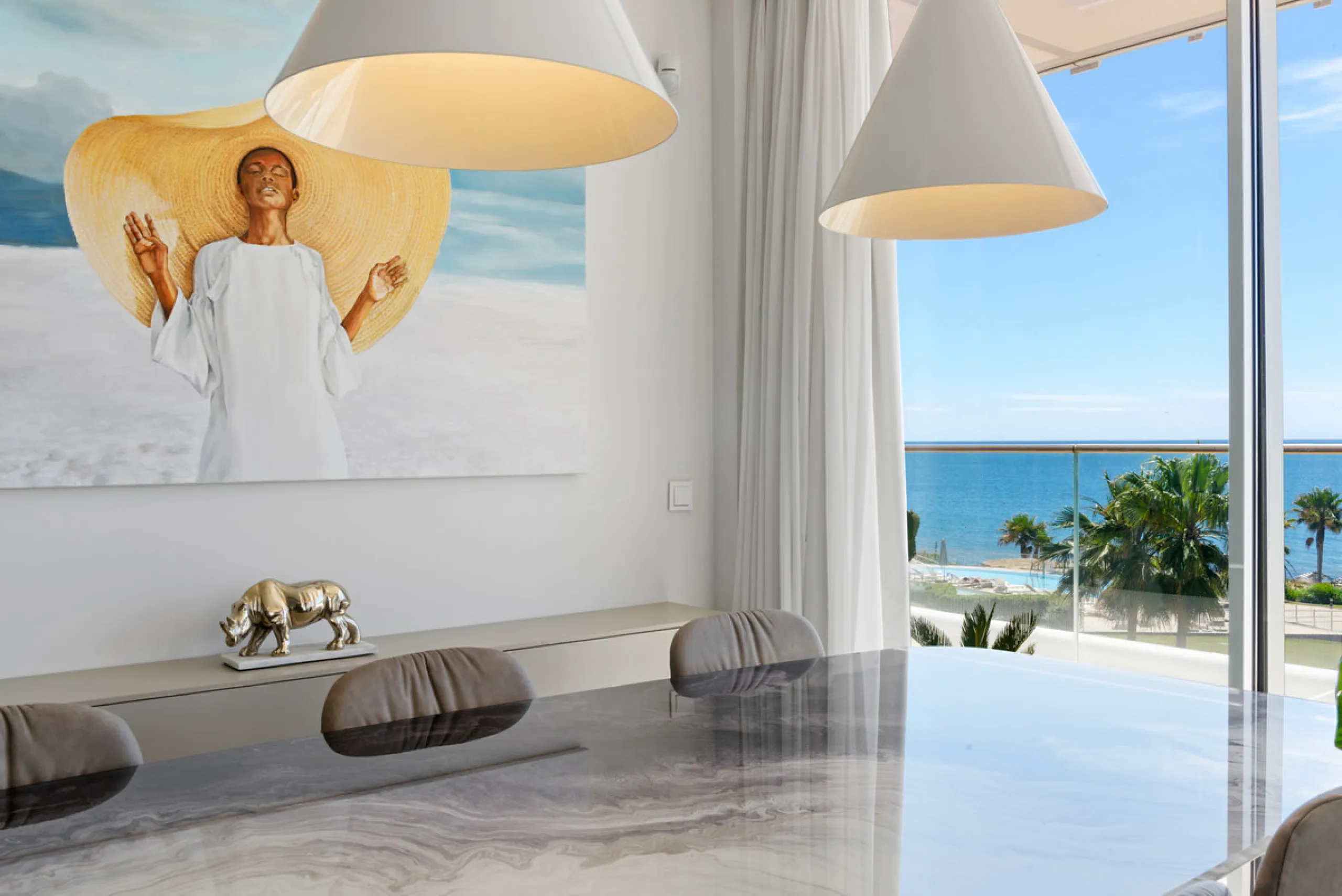A three-bedroom penthouse located in one of Estepona's most prestigious frontline beach developments, offering uninterrupted Mediterranean views and contemporary coastal living.
