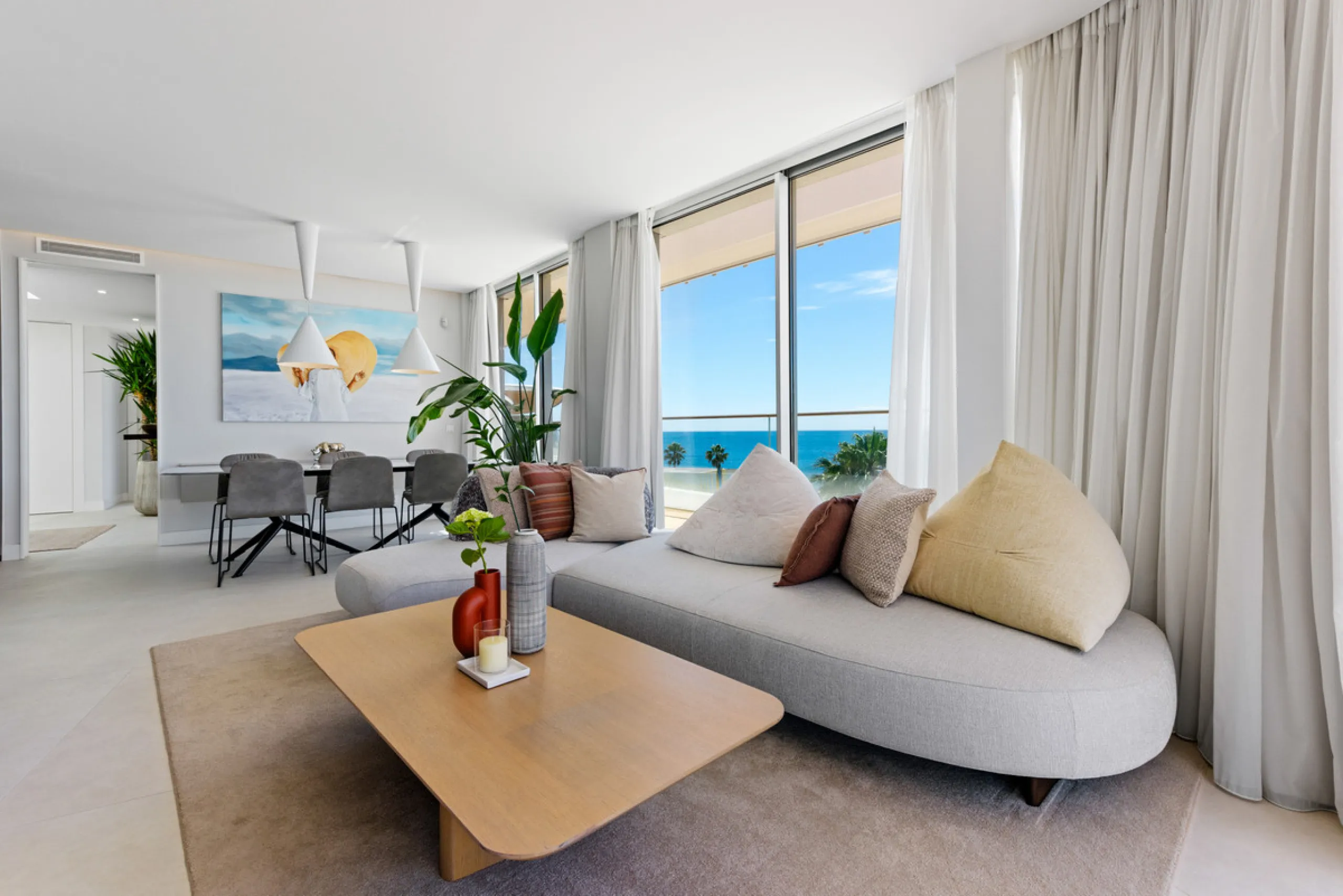 A three-bedroom penthouse located in one of Estepona's most prestigious frontline beach developments, offering uninterrupted Mediterranean views and contemporary coastal living.