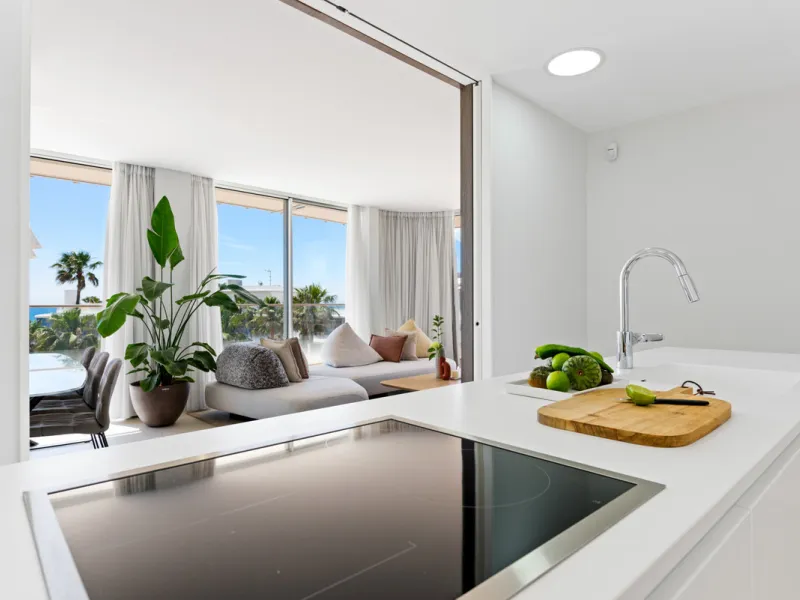 A three-bedroom penthouse located in one of Estepona's most prestigious frontline beach developments, offering uninterrupted Mediterranean views and contemporary coastal living.