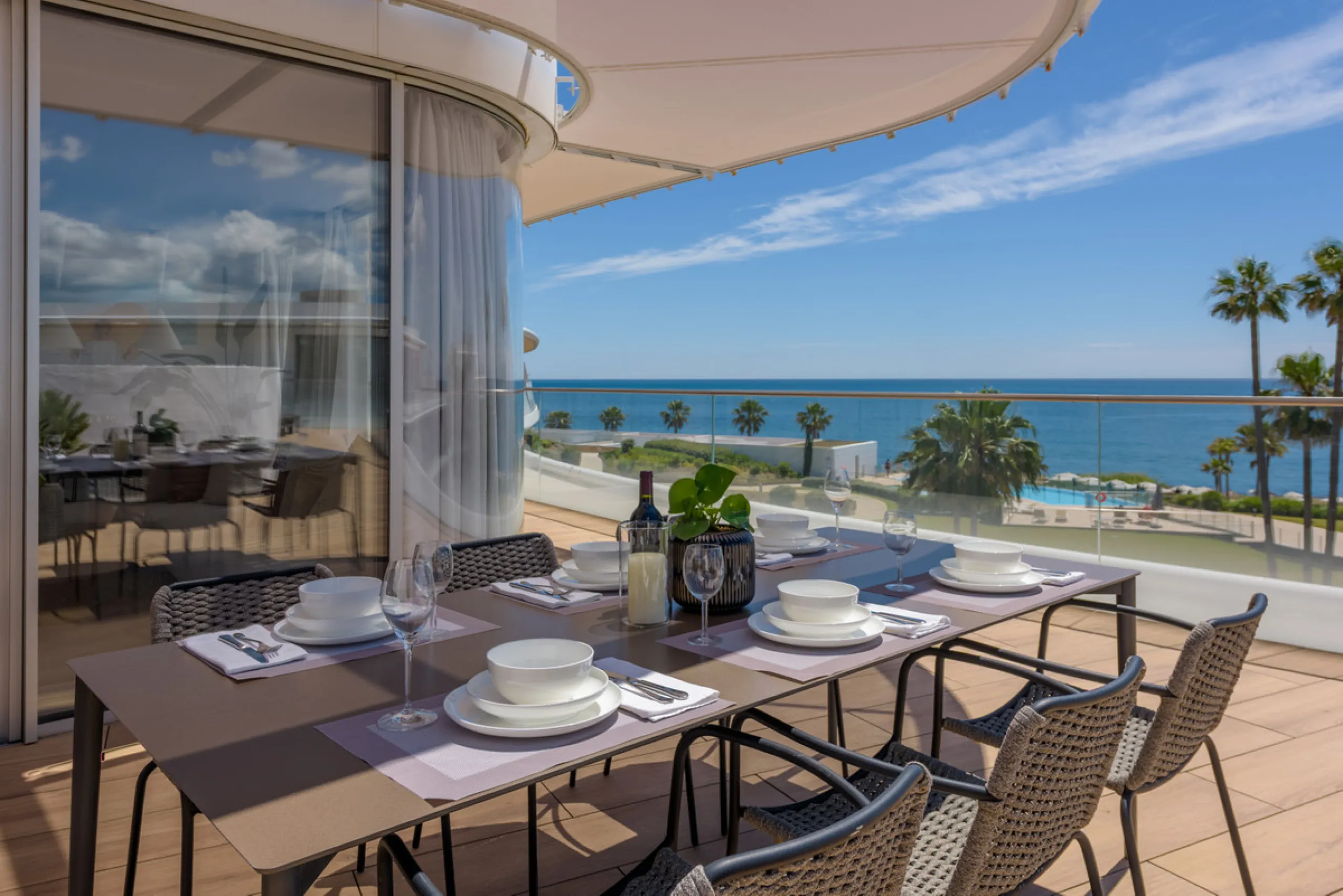 A three-bedroom penthouse located in one of Estepona's most prestigious frontline beach developments, offering uninterrupted Mediterranean views and contemporary coastal living.