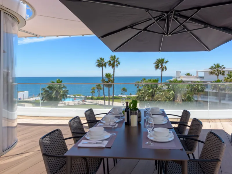 A three-bedroom penthouse located in one of Estepona's most prestigious frontline beach developments, offering uninterrupted Mediterranean views and contemporary coastal living.