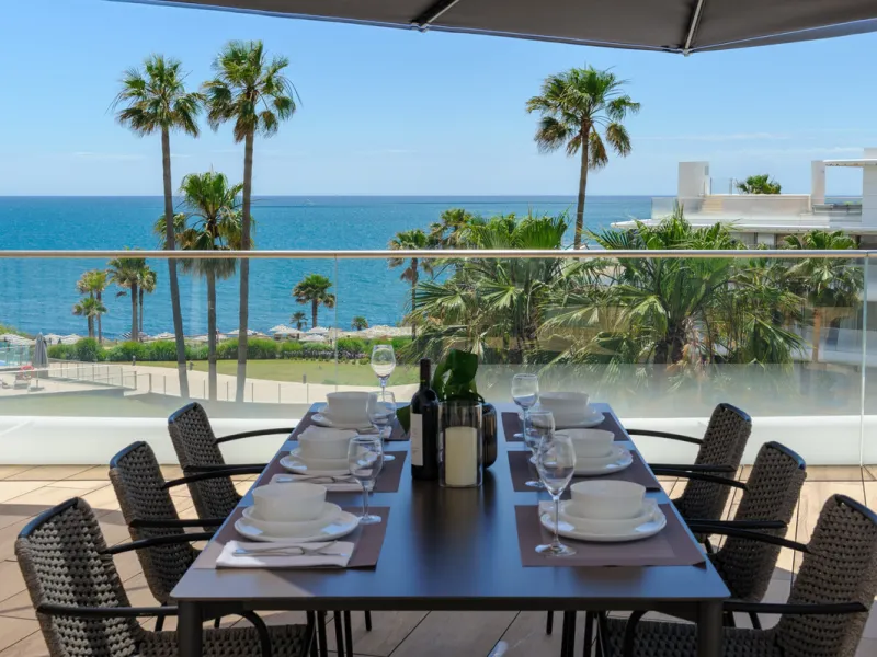 A three-bedroom penthouse located in one of Estepona's most prestigious frontline beach developments, offering uninterrupted Mediterranean views and contemporary coastal living.
