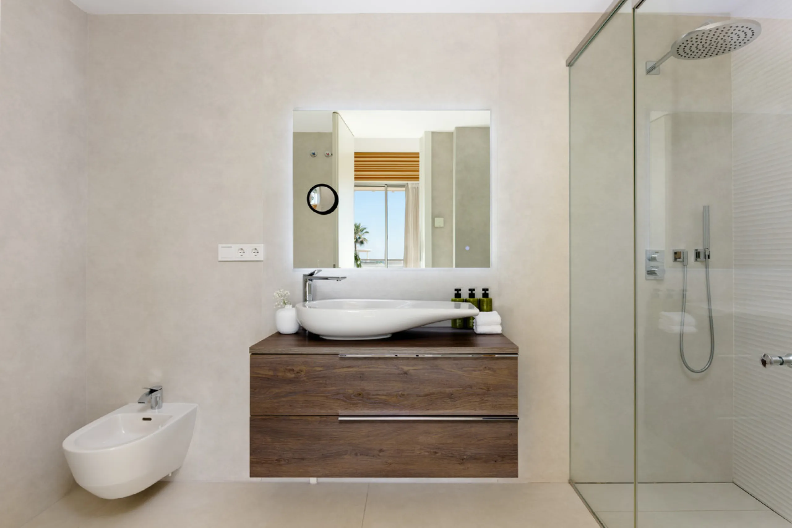 A three-bedroom penthouse located in one of Estepona's most prestigious frontline beach developments, offering uninterrupted Mediterranean views and contemporary coastal living.