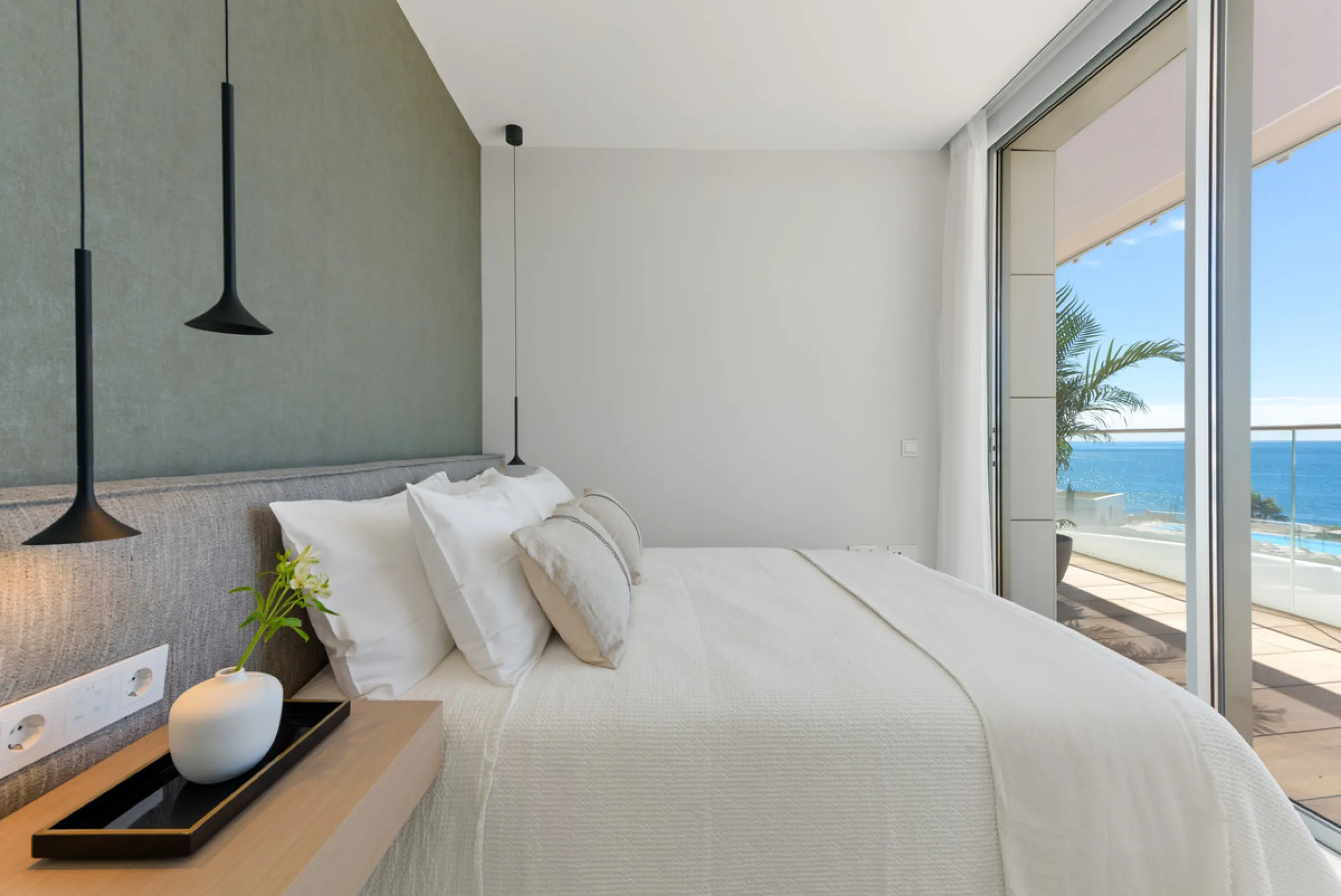 A three-bedroom penthouse located in one of Estepona's most prestigious frontline beach developments, offering uninterrupted Mediterranean views and contemporary coastal living.
